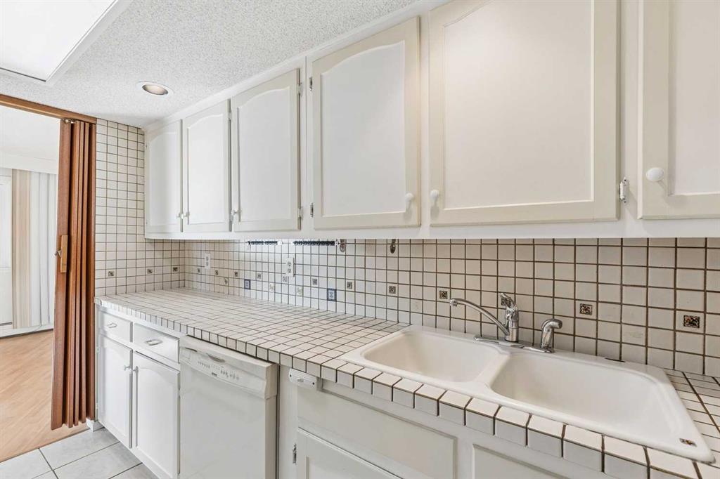 629 Royal Avenue SW Unit: 303