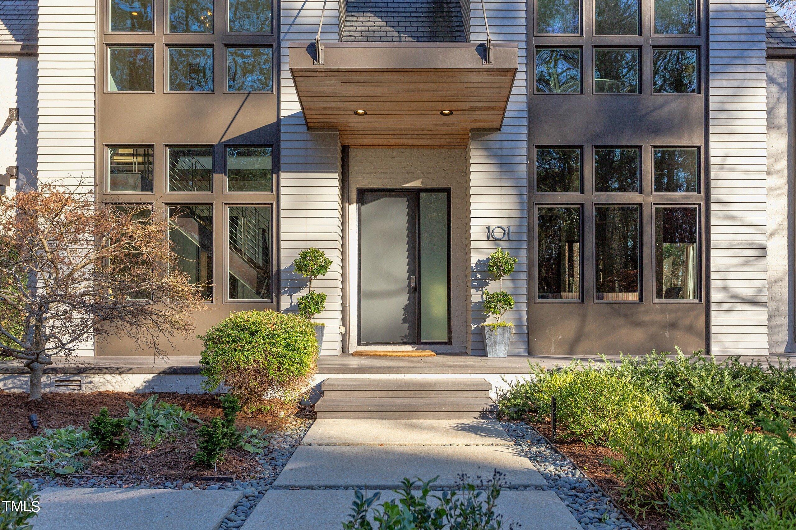 101 Botanical Way