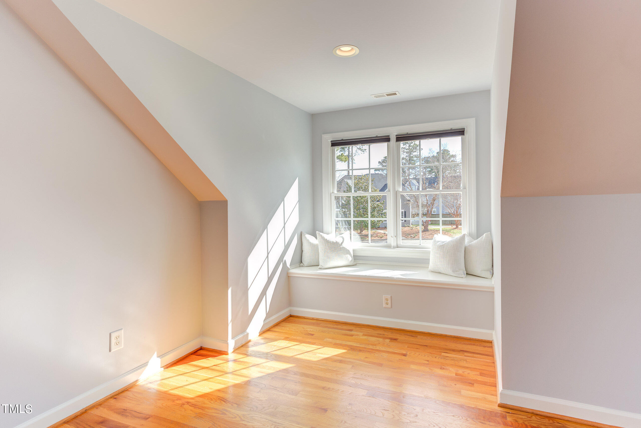 108 Highgrove Dr