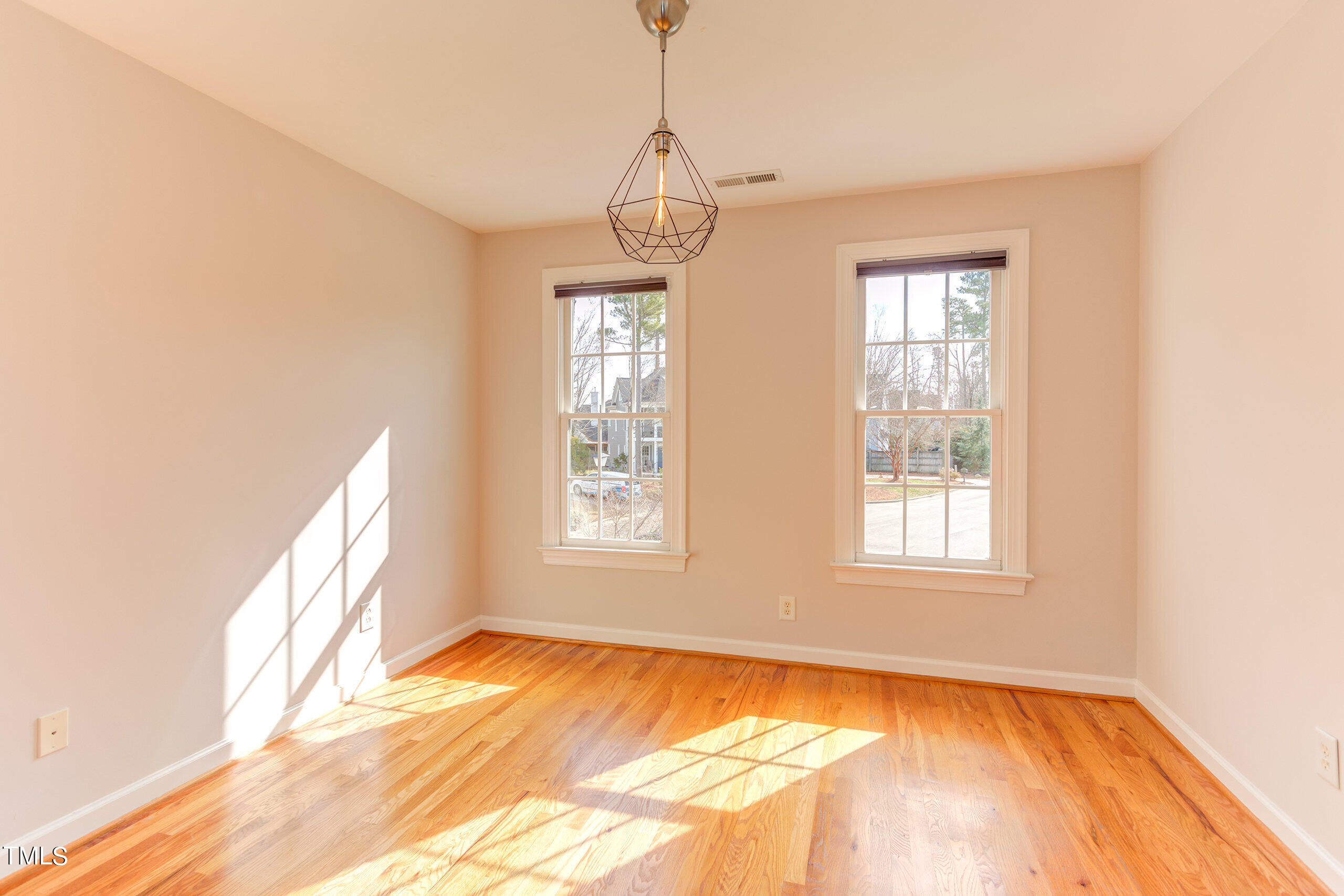 108 Highgrove Dr