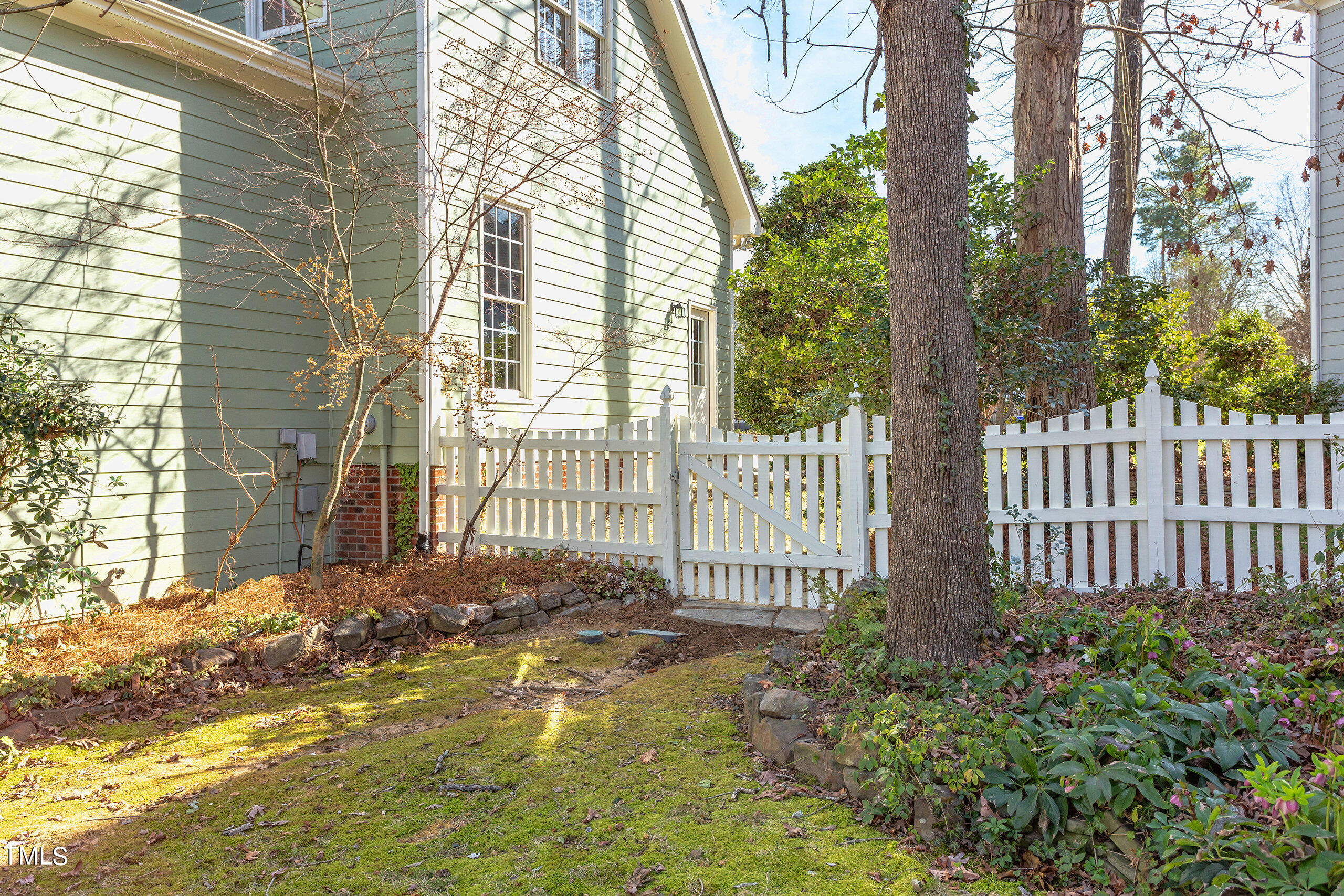 108 Highgrove Dr