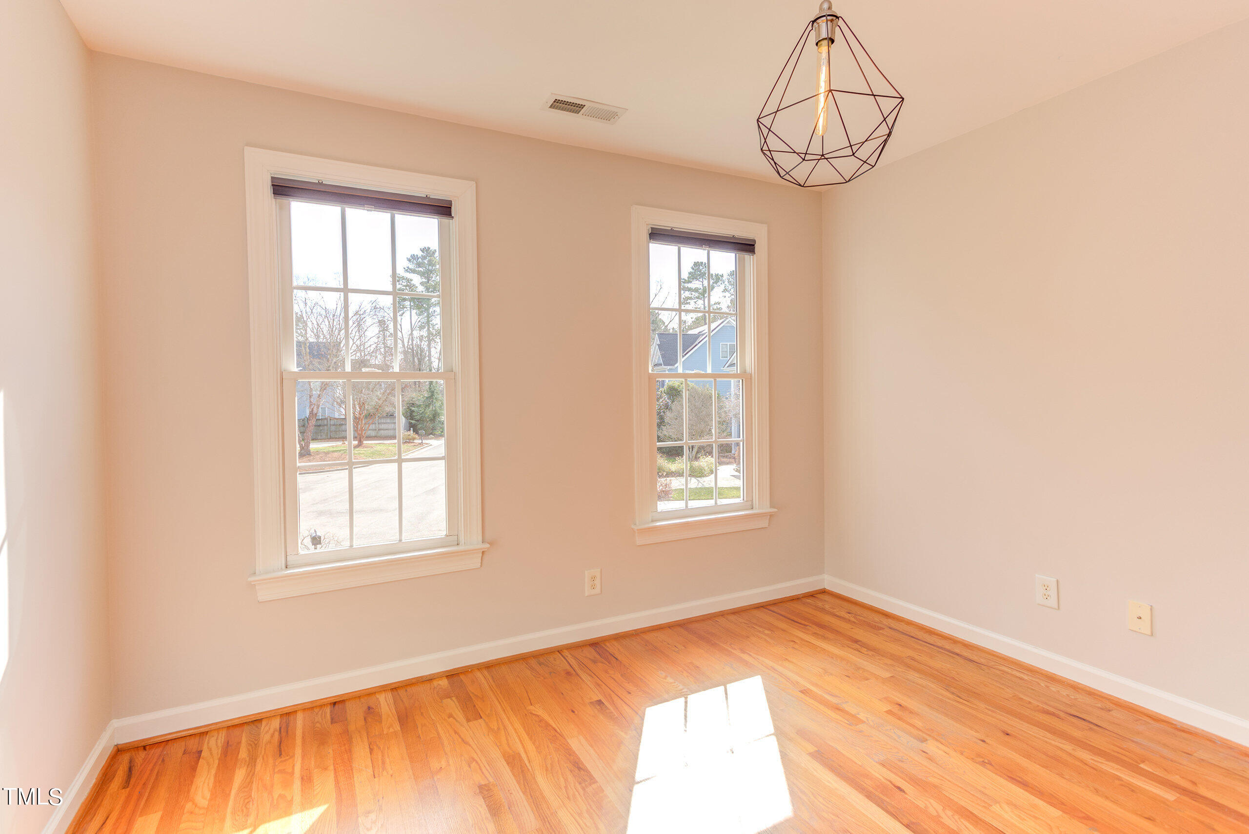 108 Highgrove Dr