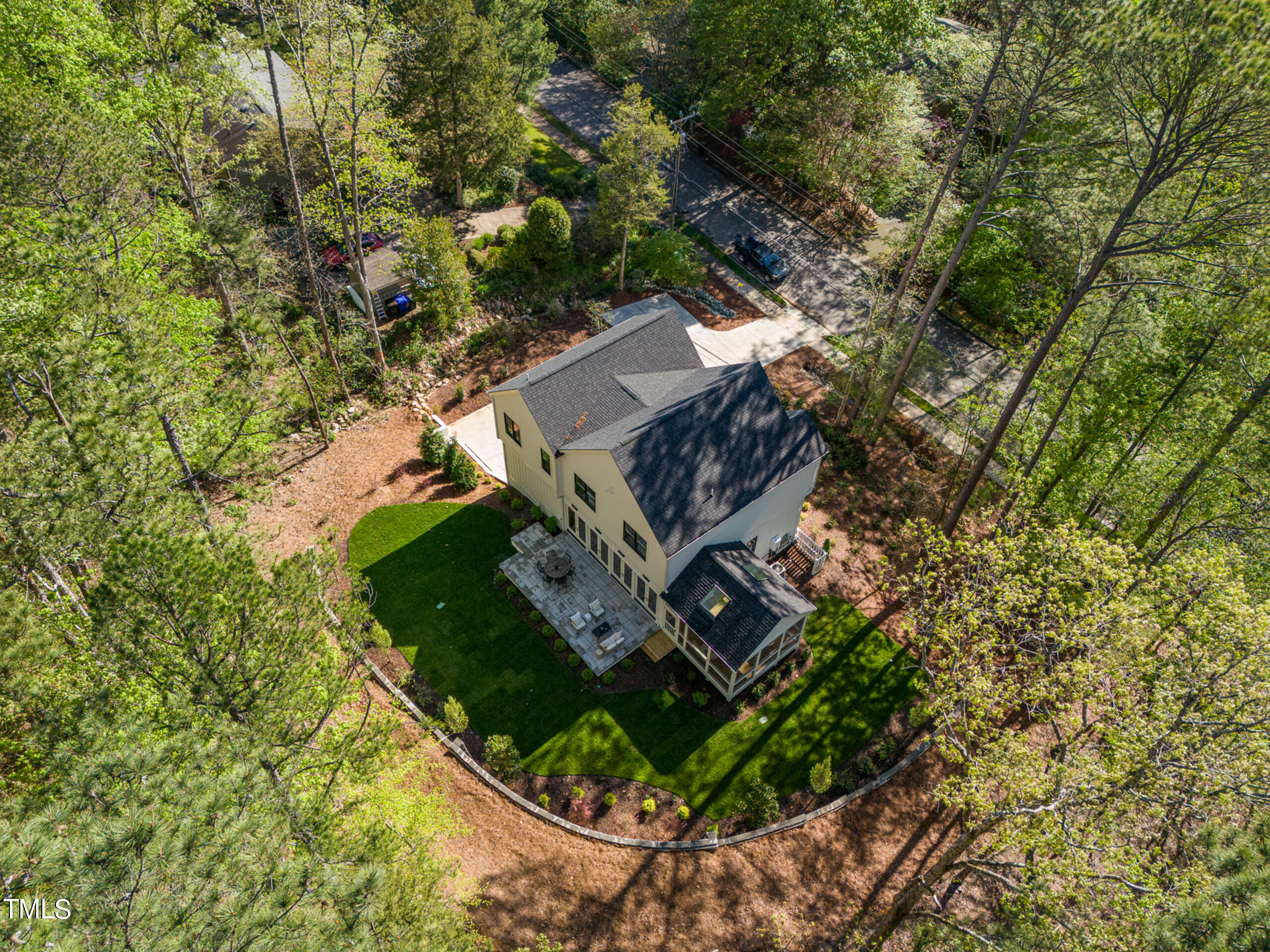 1817 N Lakeshore Drive