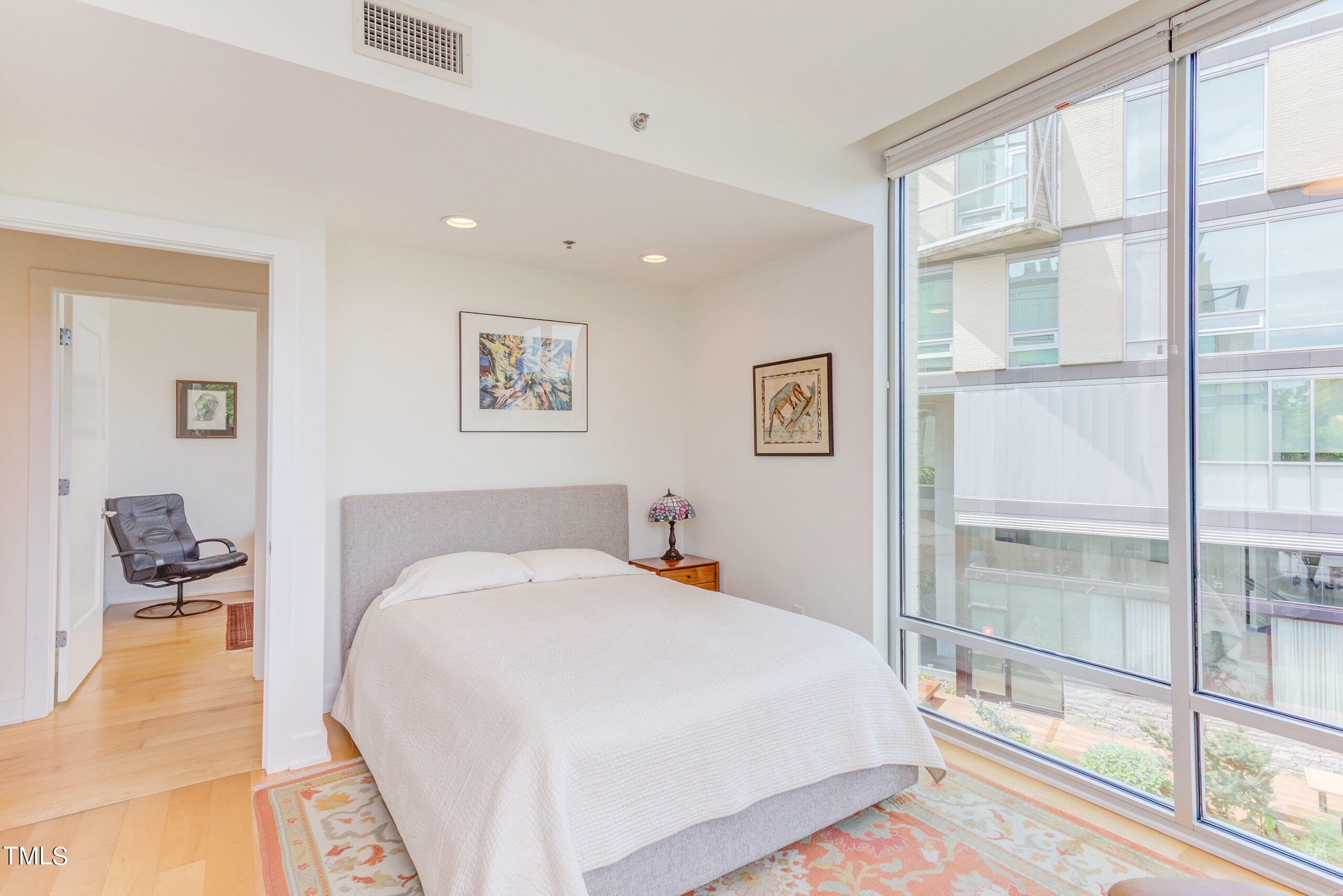 601 W Rosemary Street # 212