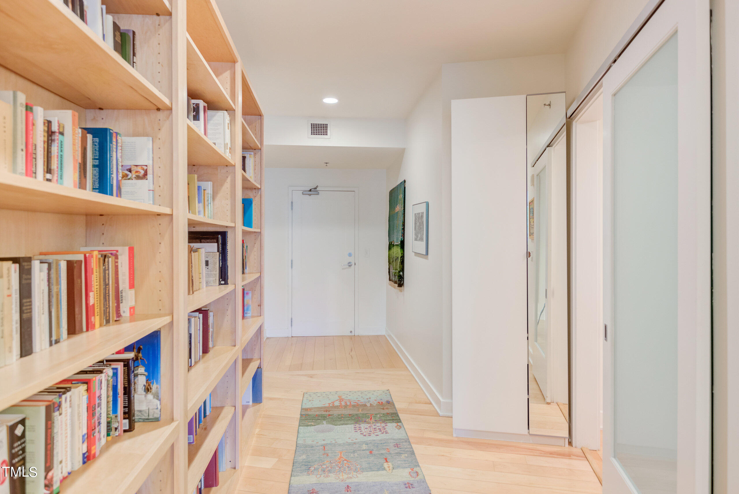 601 W Rosemary Street # 212