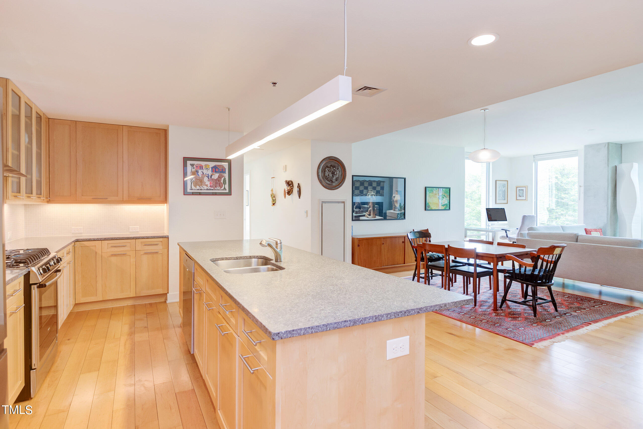 601 W Rosemary Street # 212