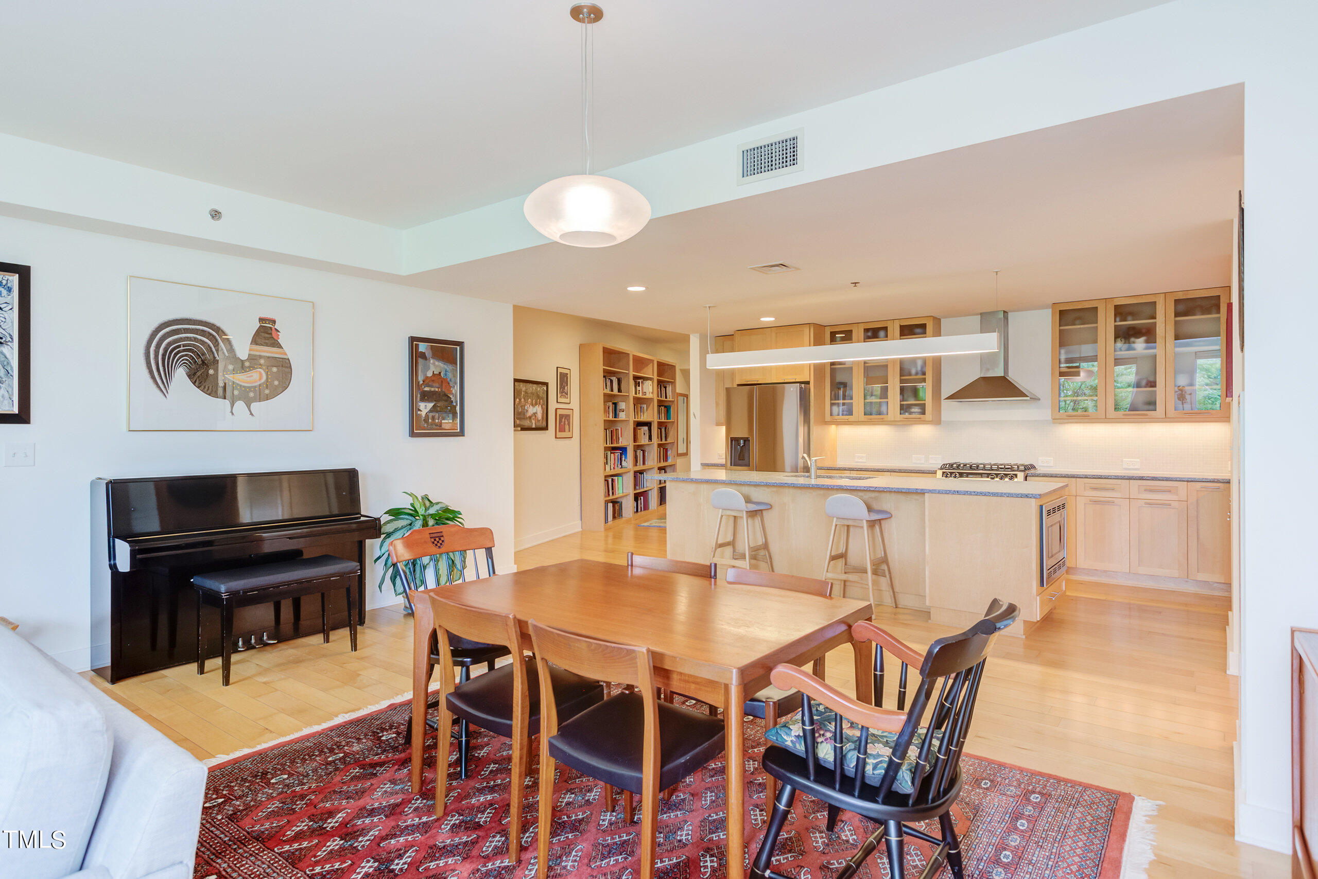 601 W Rosemary Street # 212