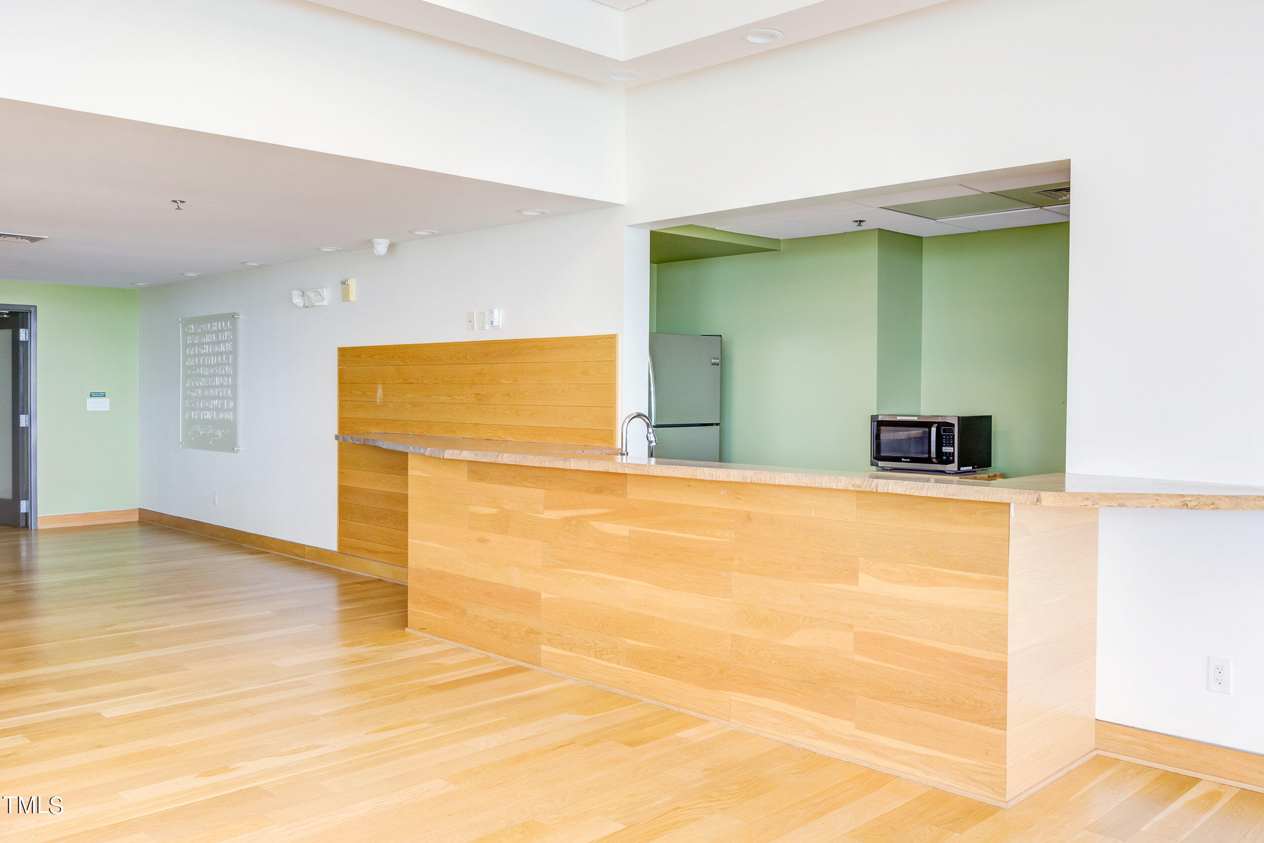 601 W Rosemary Street # 212