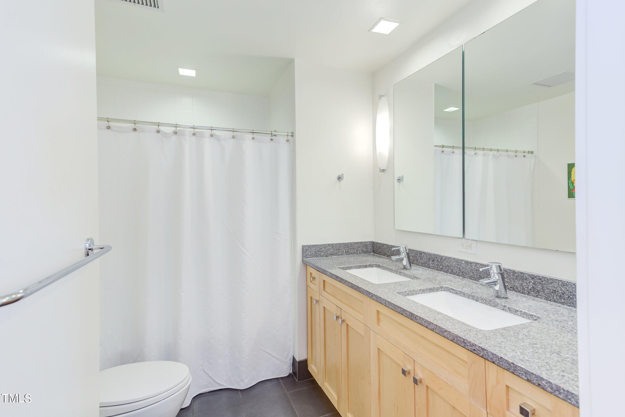 601 W Rosemary Street # 212