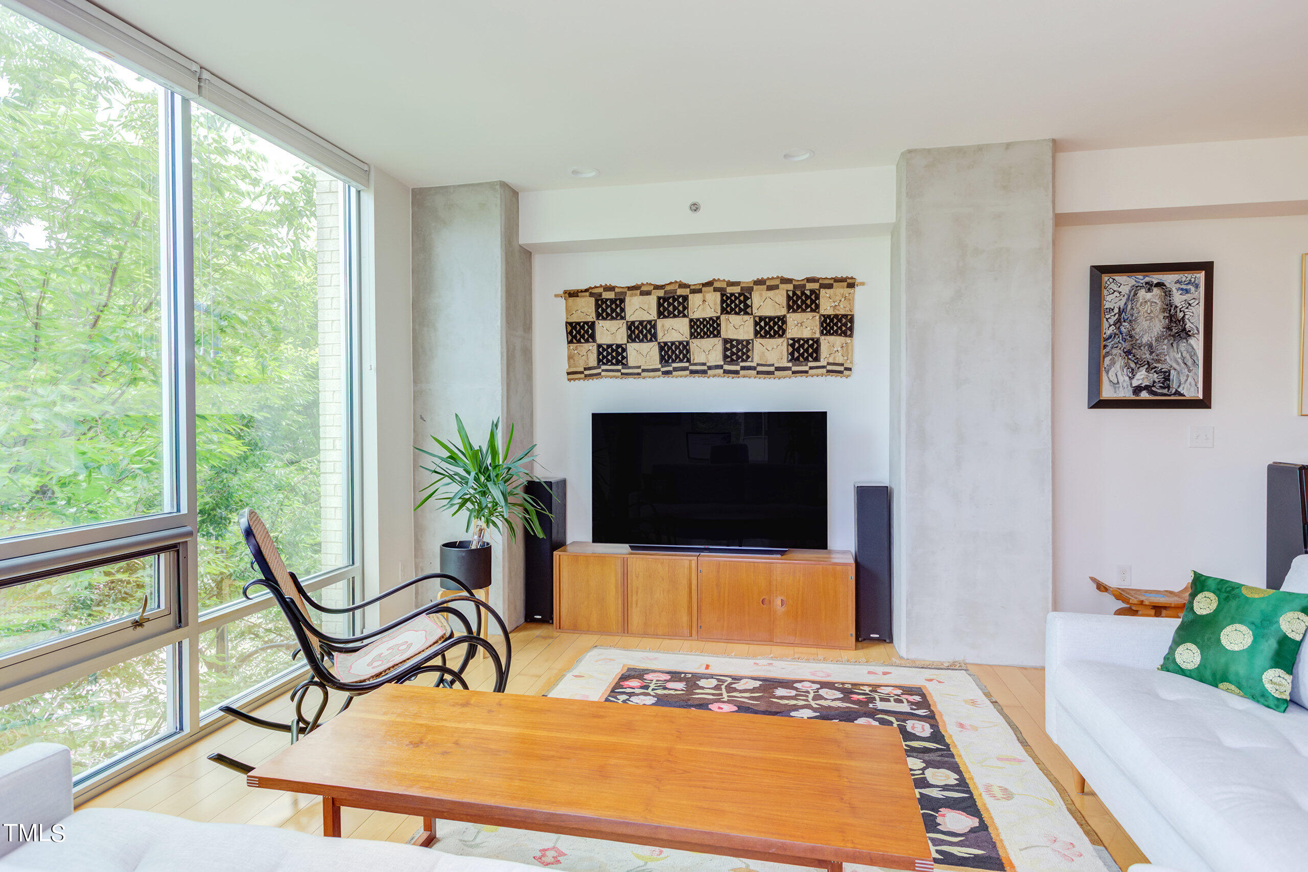 601 W Rosemary Street # 212