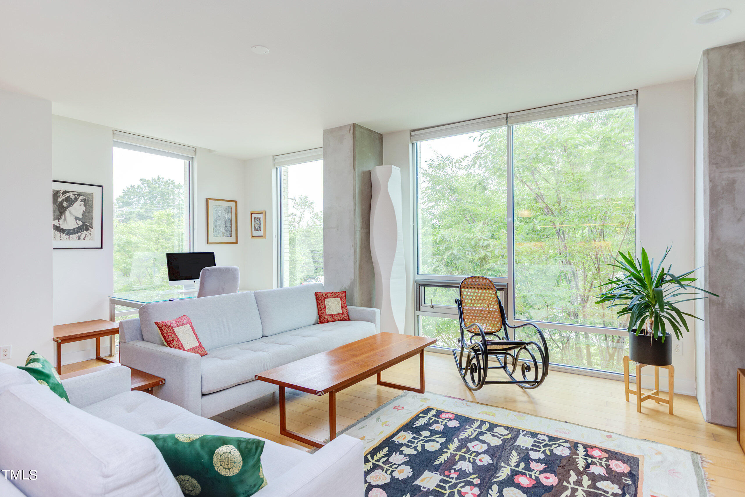 601 W Rosemary Street # 212