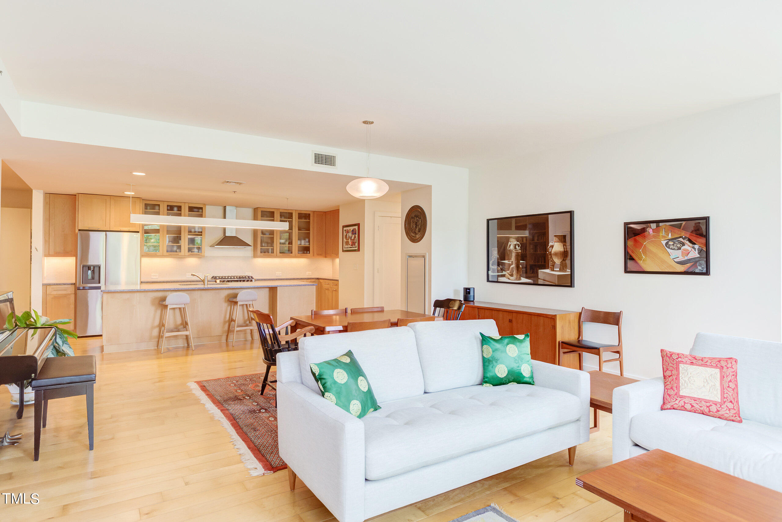 601 W Rosemary Street # 212