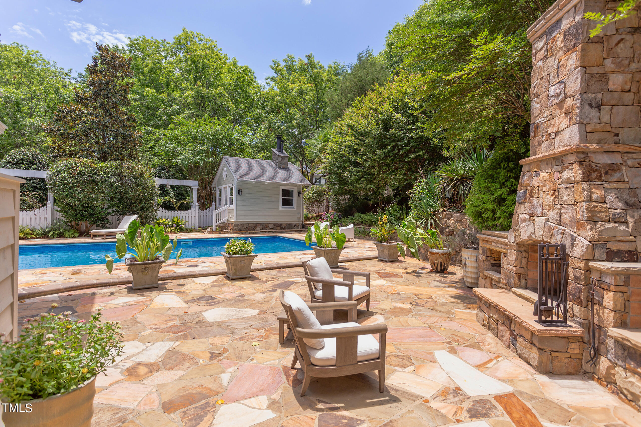 100 Arlen Park Drive