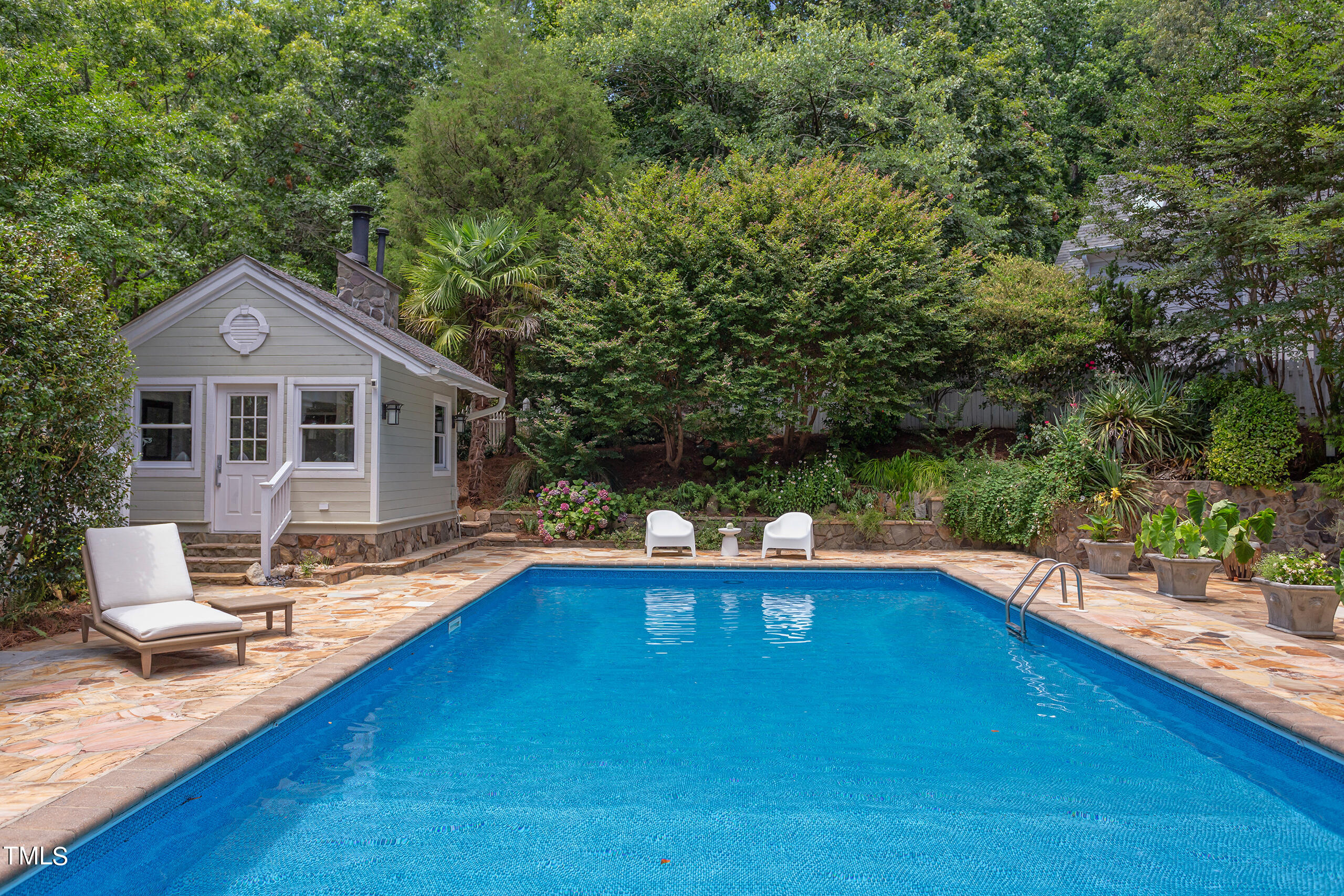 100 Arlen Park Drive