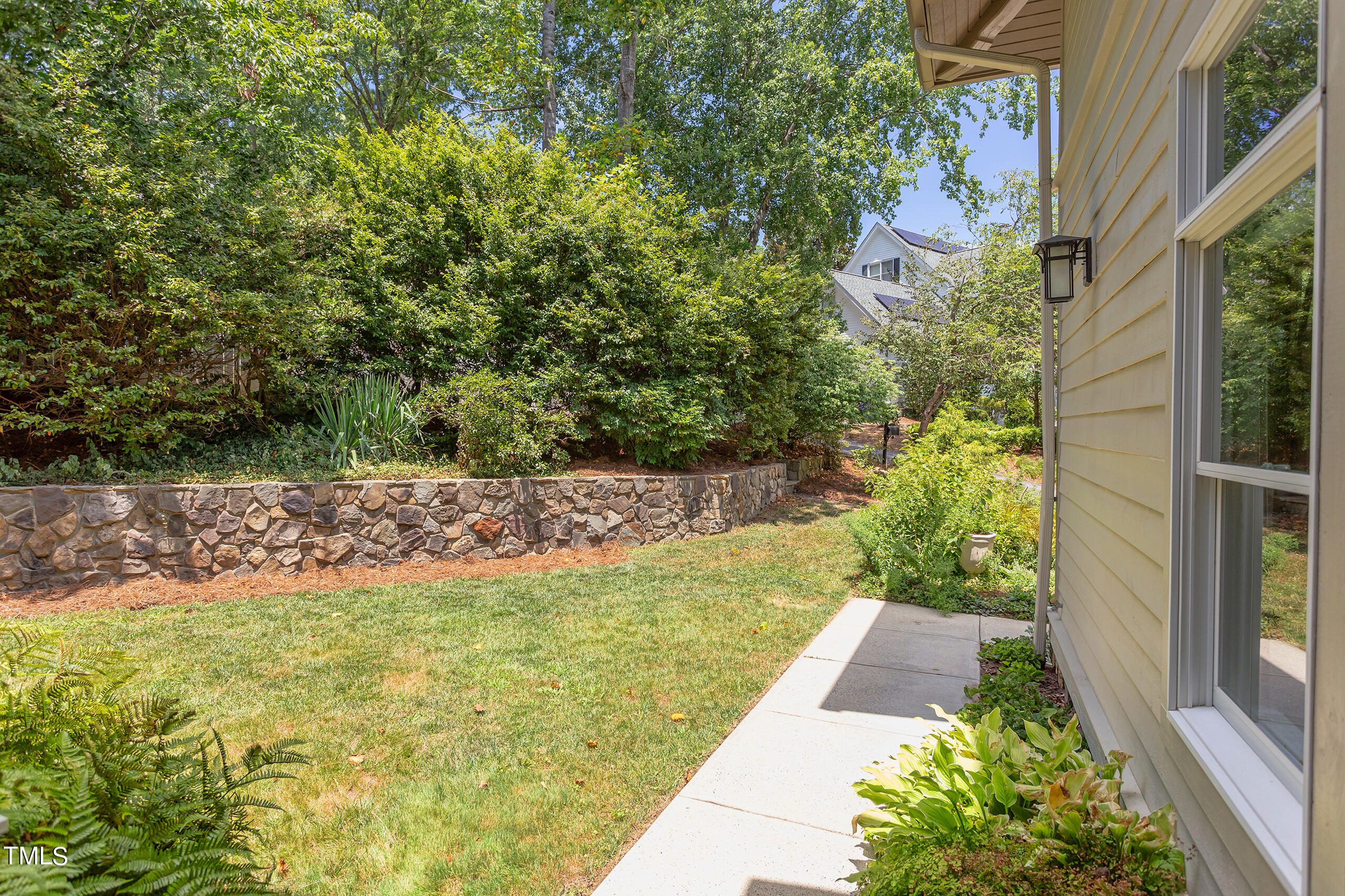 100 Arlen Park Drive