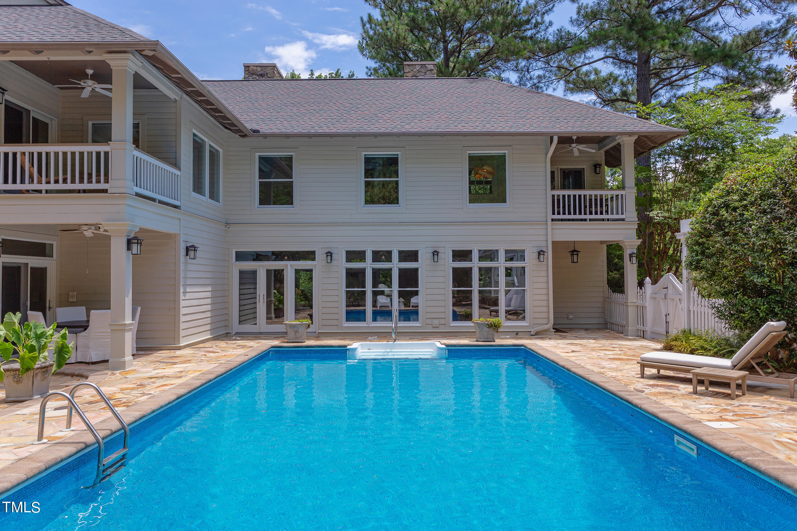 100 Arlen Park Drive