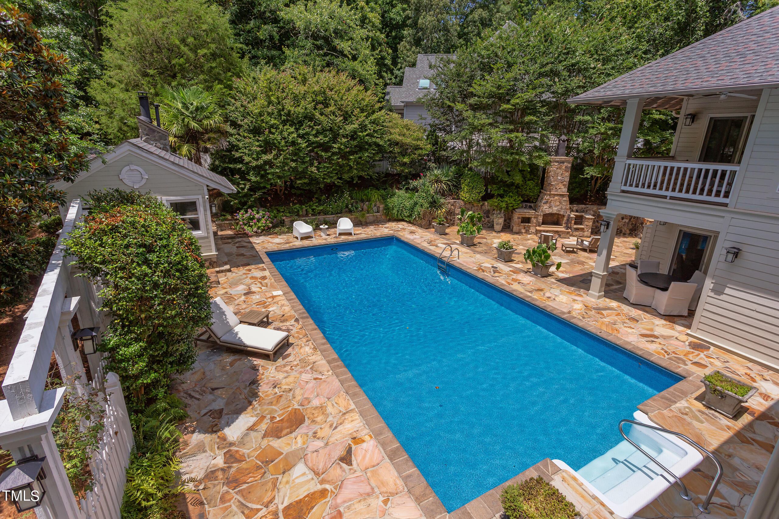 100 Arlen Park Drive