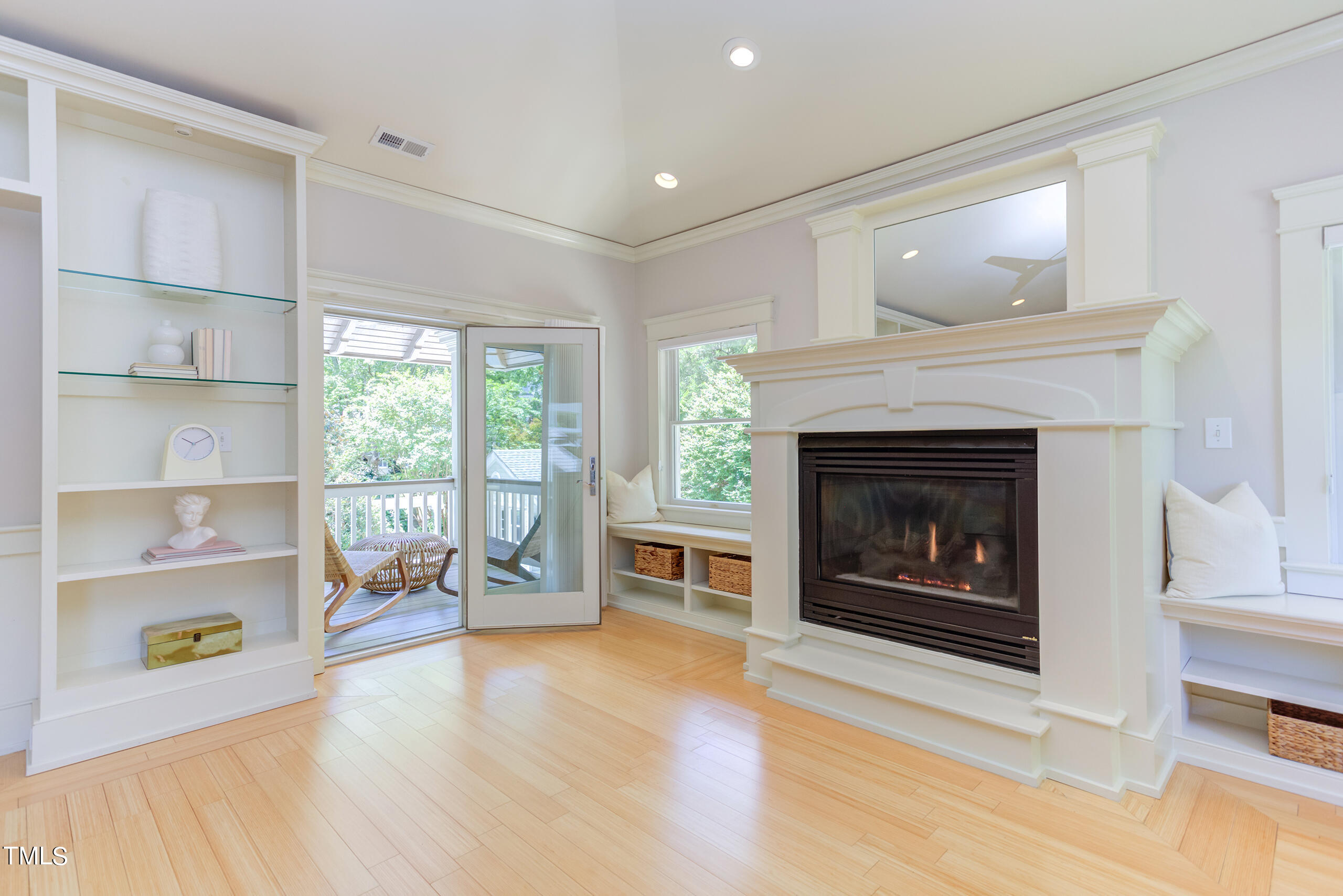 100 Arlen Park Drive