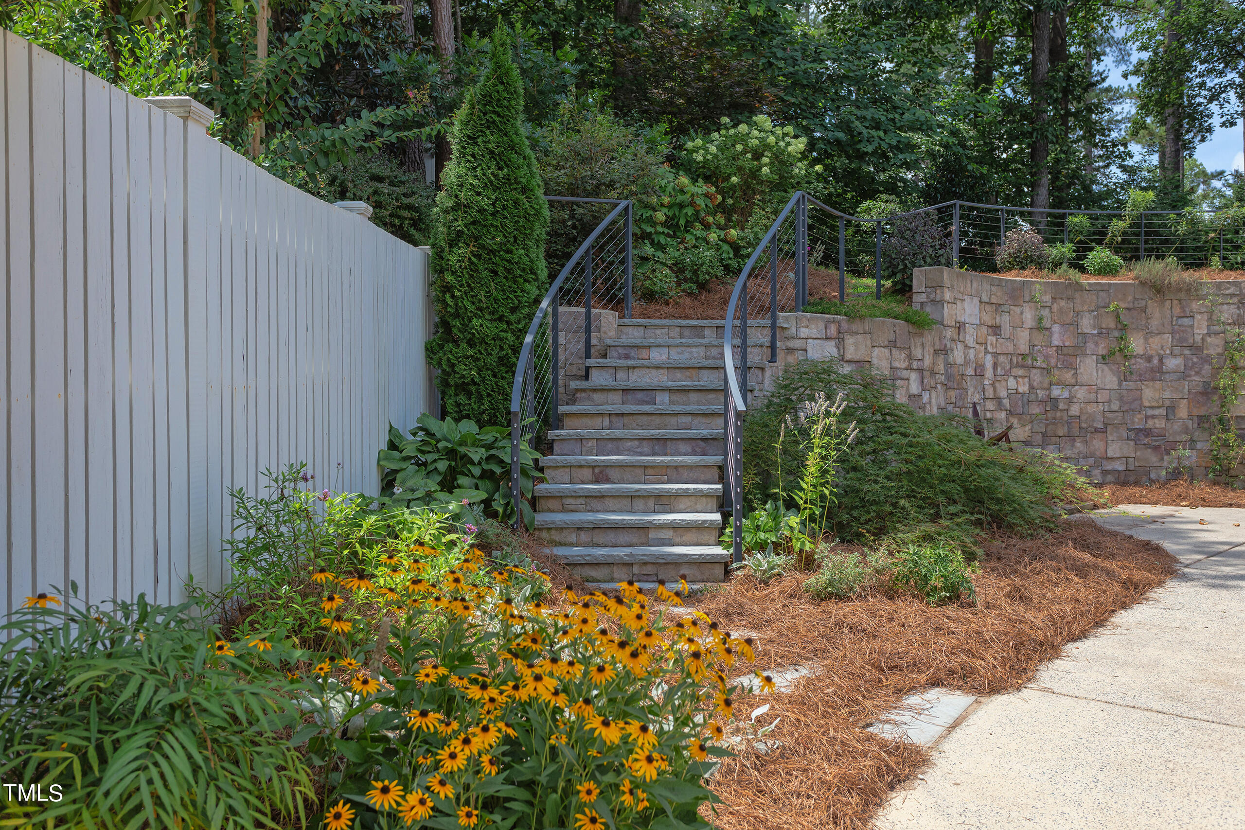 125 Graylyn Drive