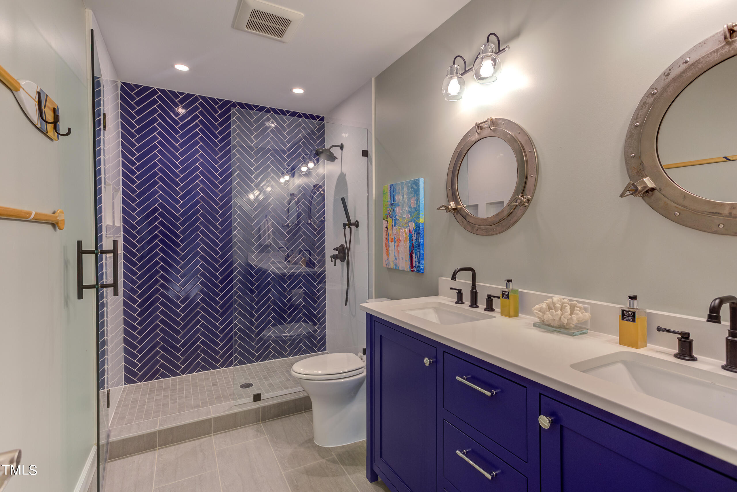 125 Graylyn Drive