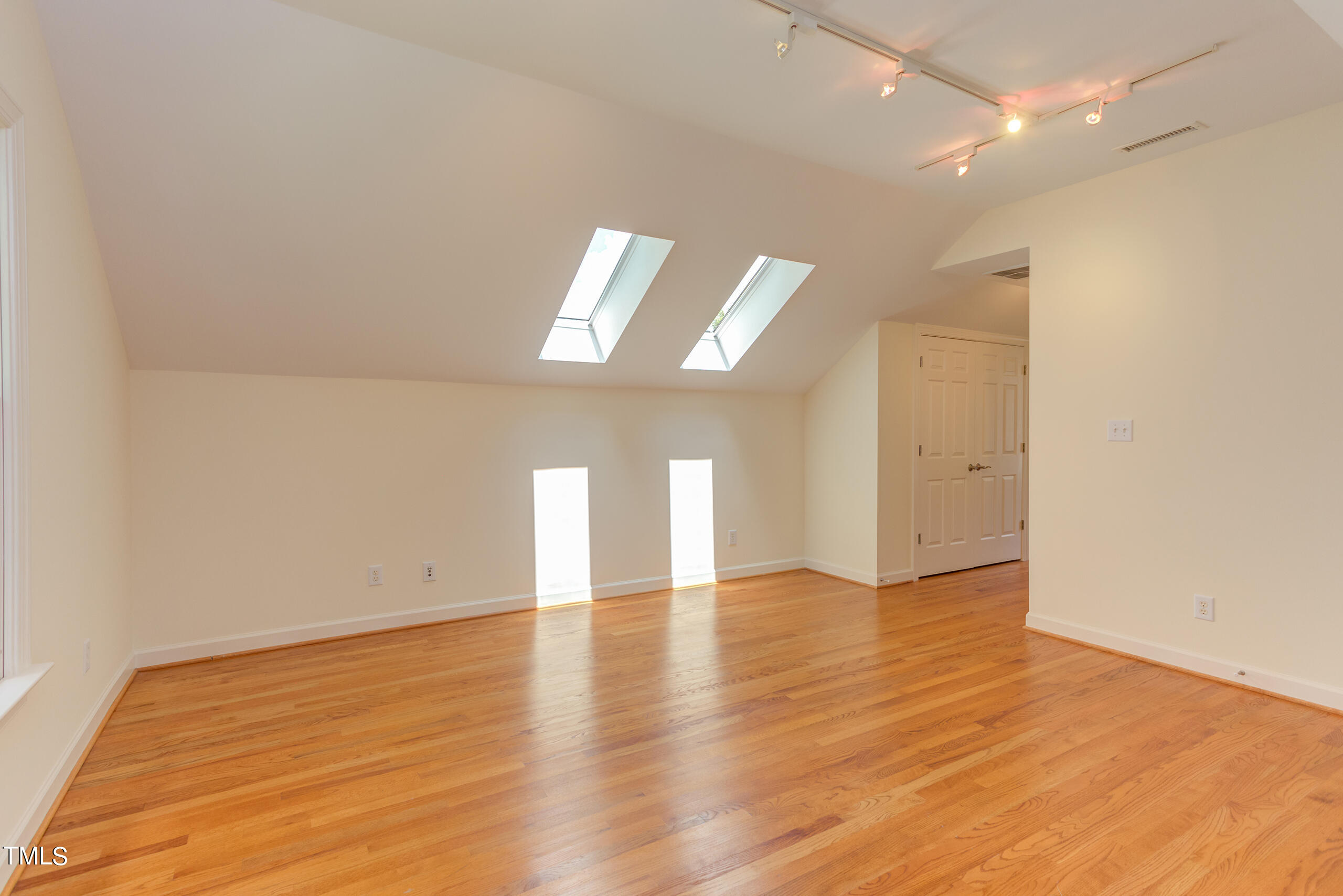 125 Graylyn Drive