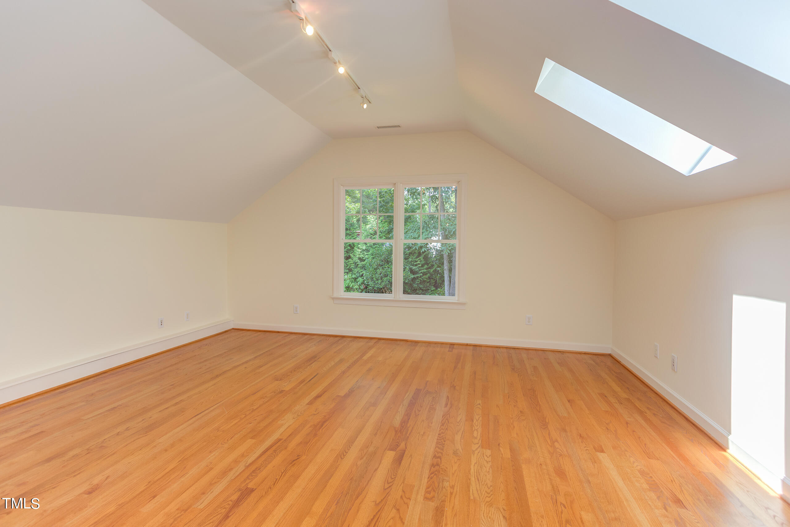 125 Graylyn Drive