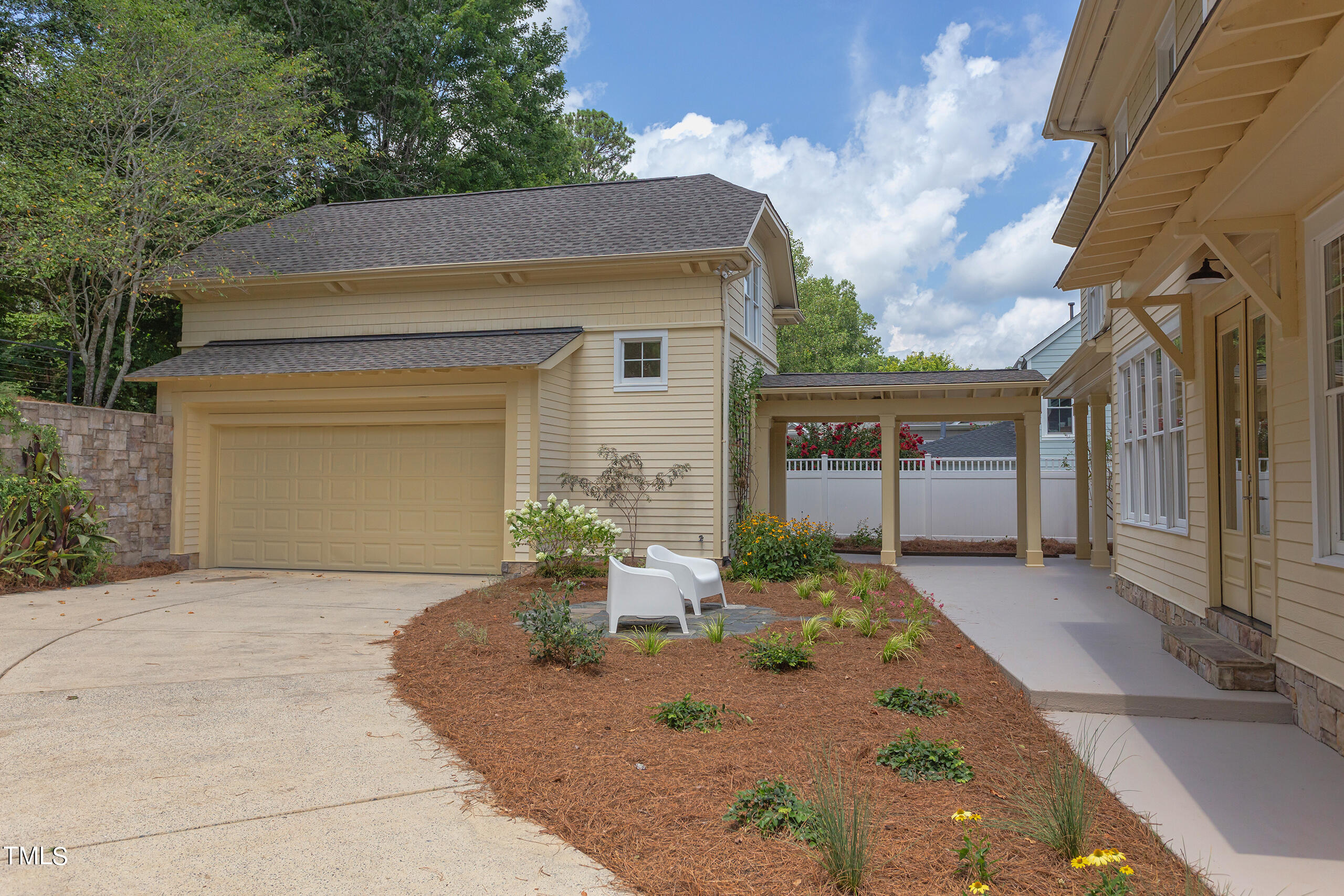 125 Graylyn Drive