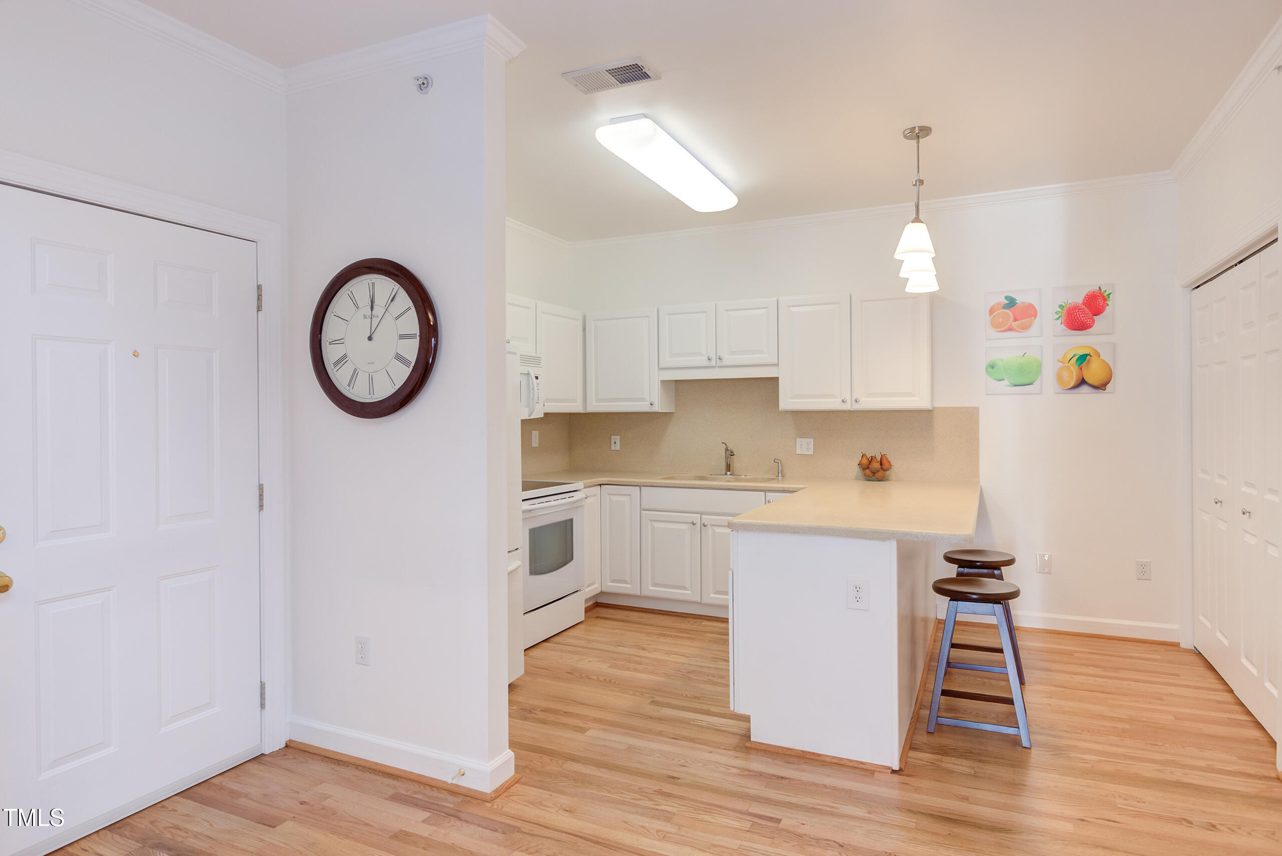 600 Copperline Drive # 208