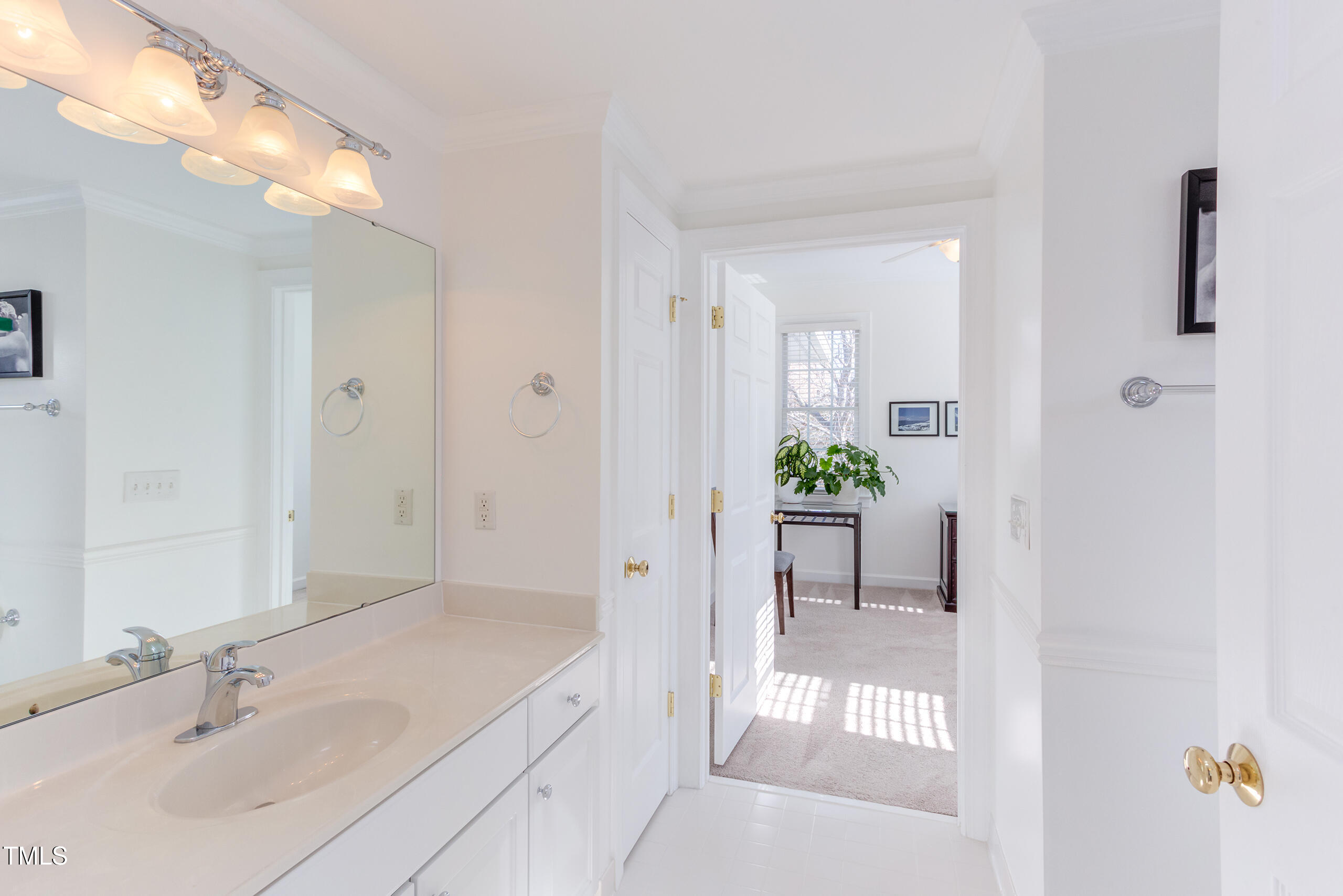 600 Copperline Drive # 208