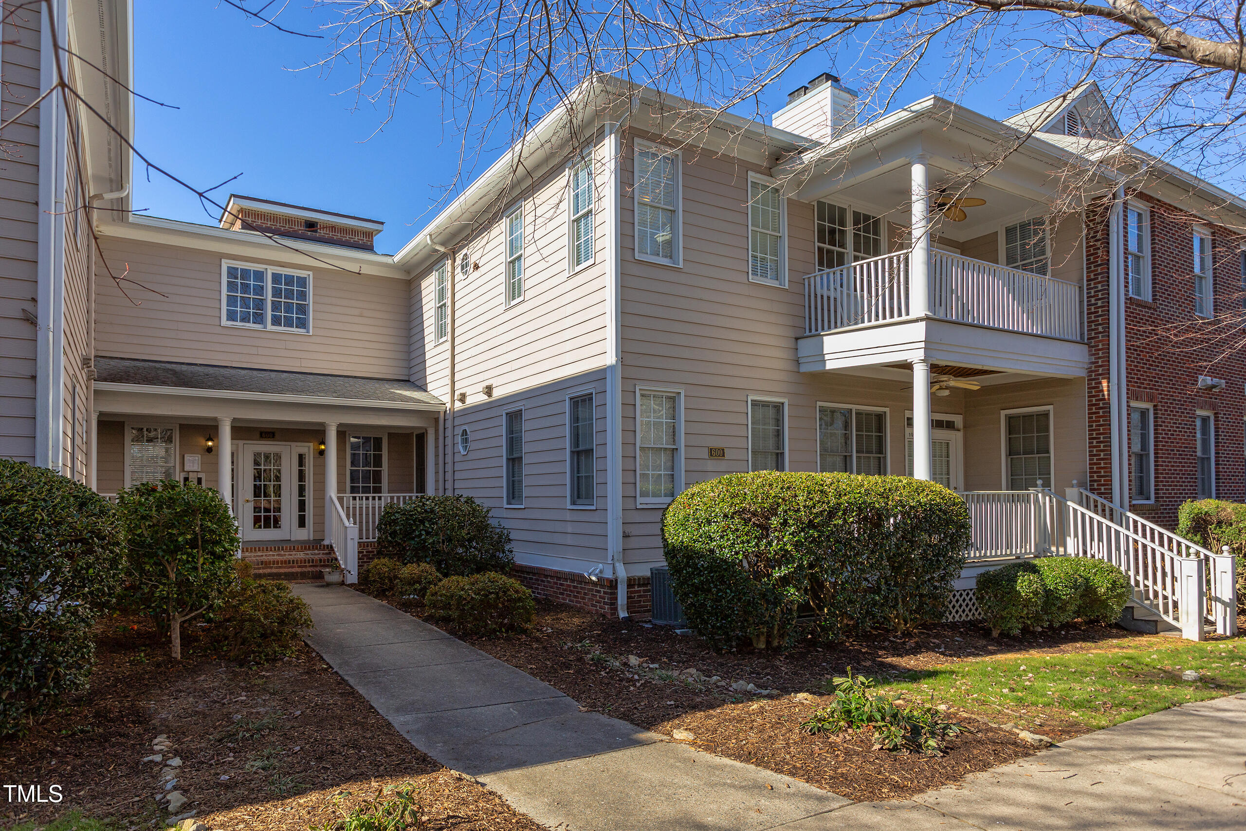 600 Copperline Drive # 208