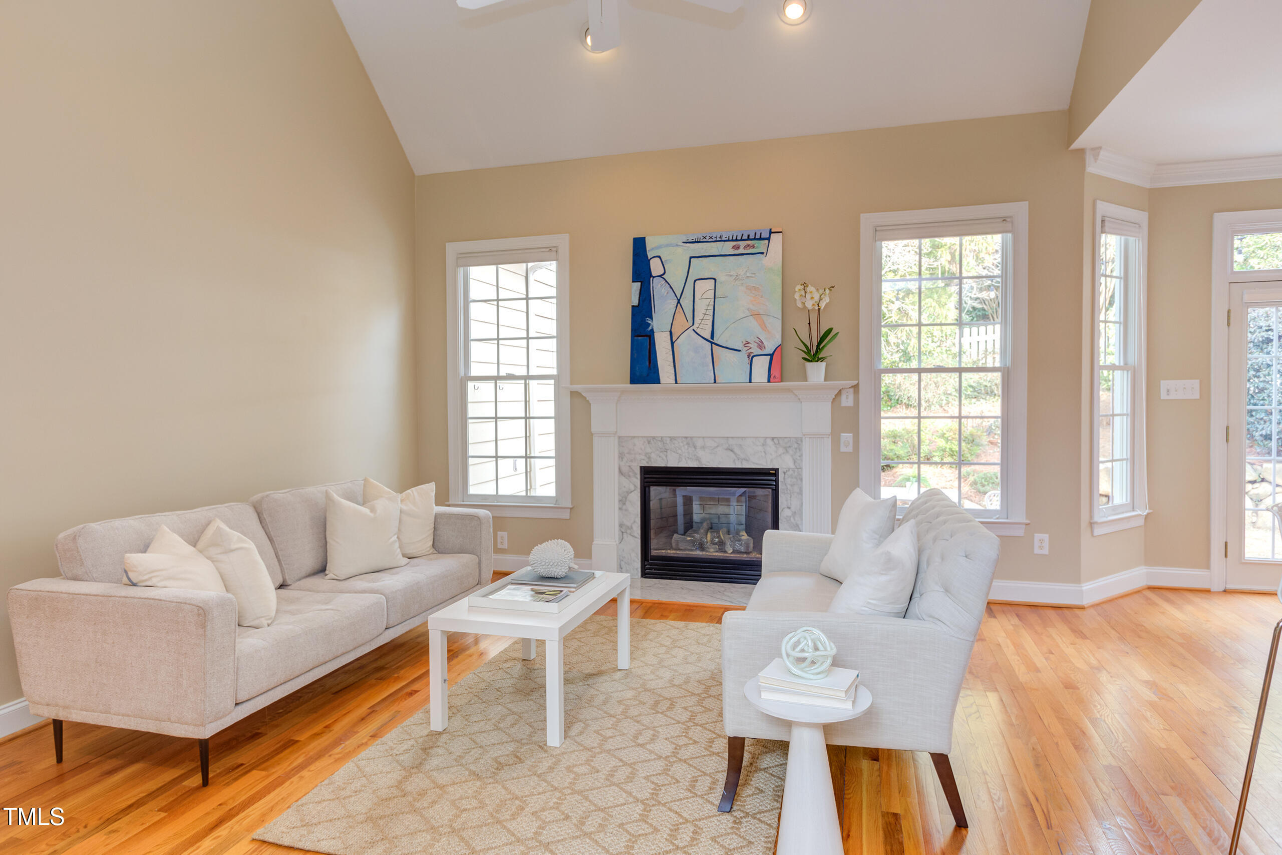 700 Parkview Crescent