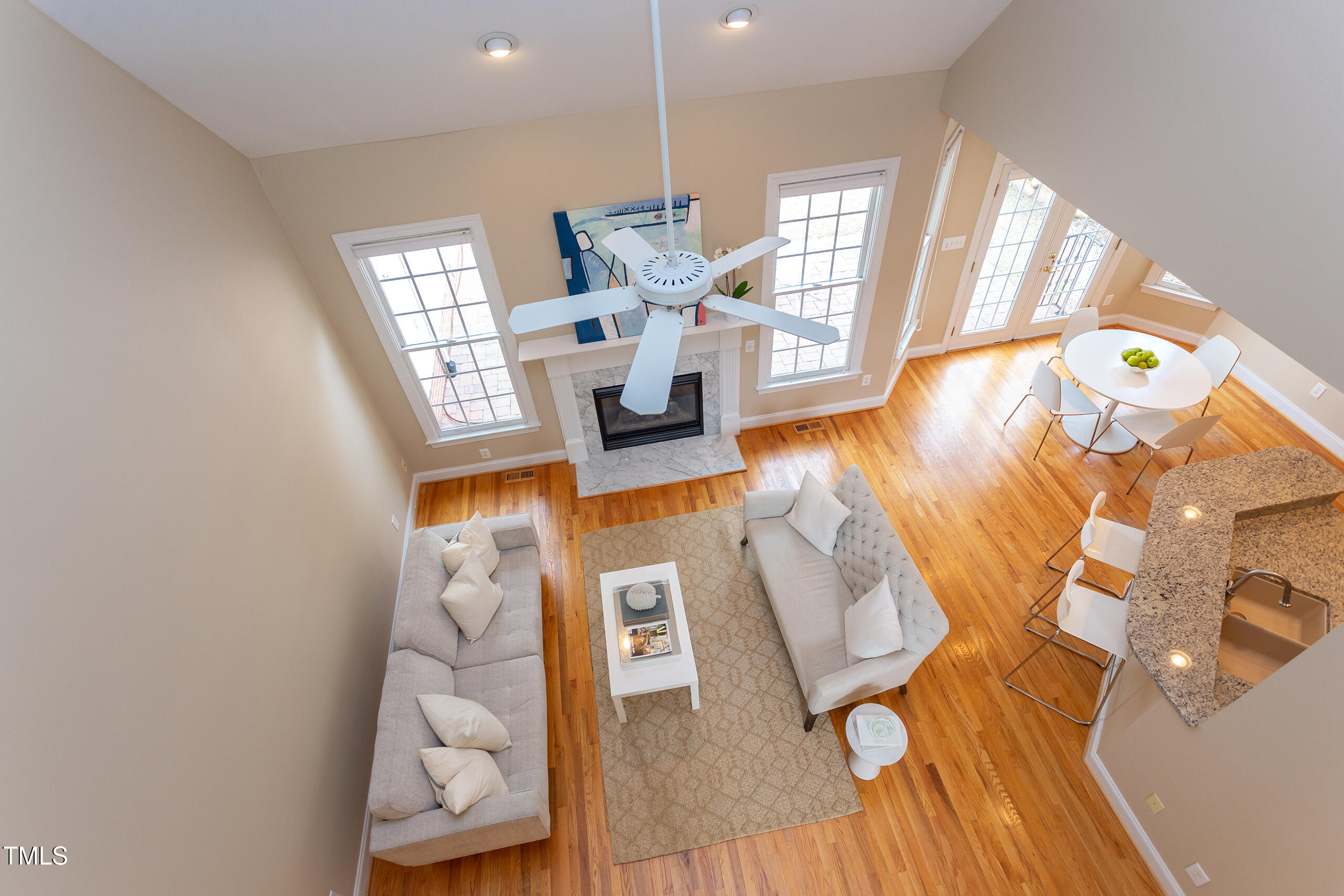 700 Parkview Crescent