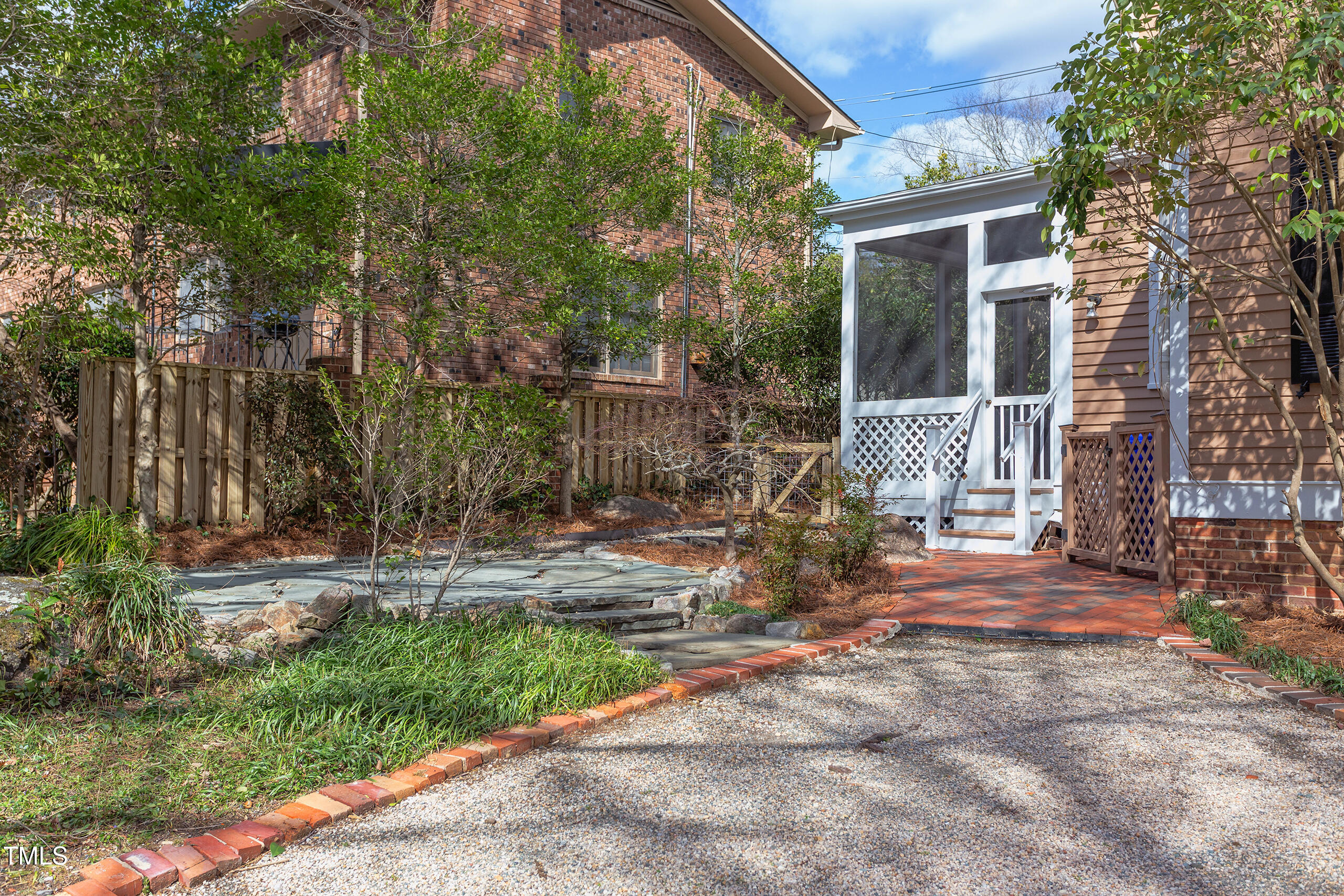 300 Mccauley Street