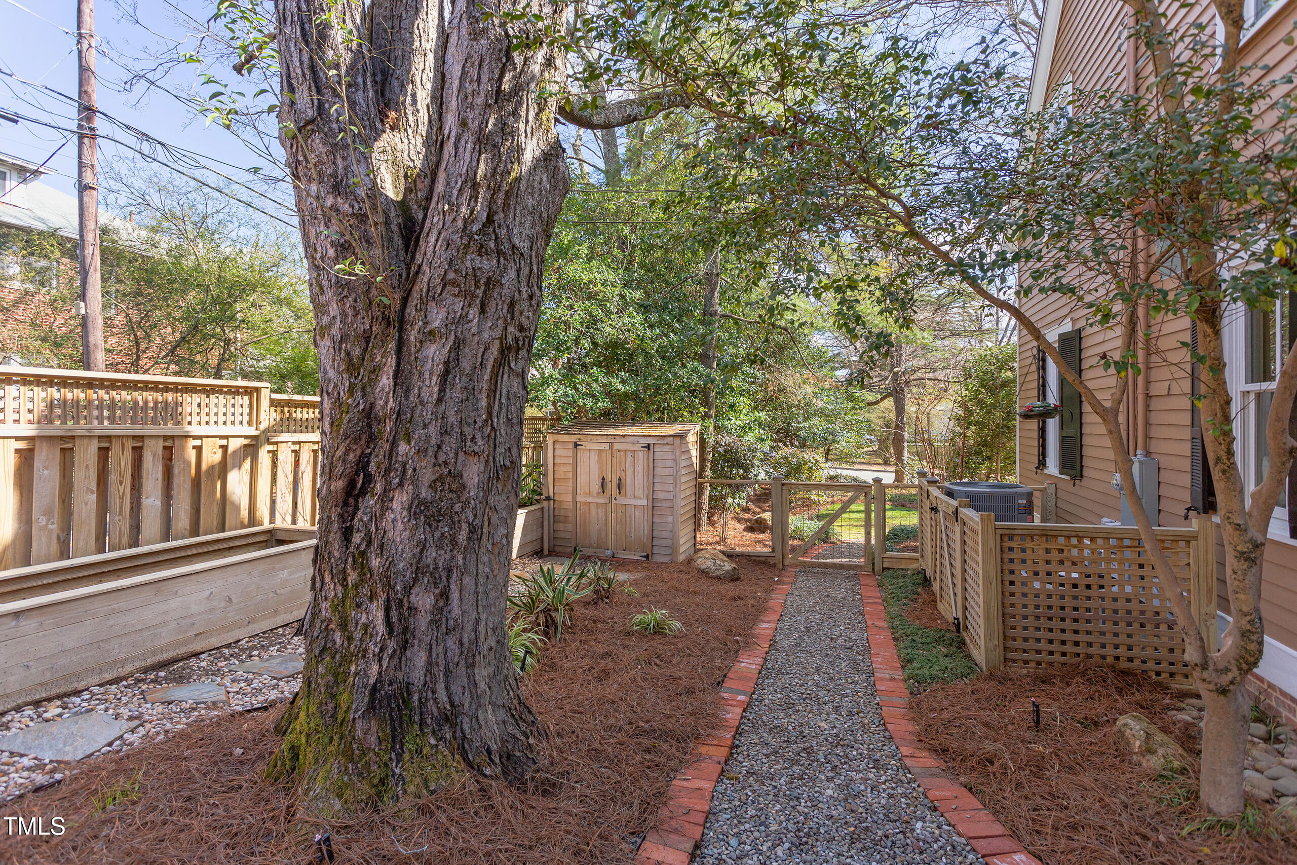 300 Mccauley Street