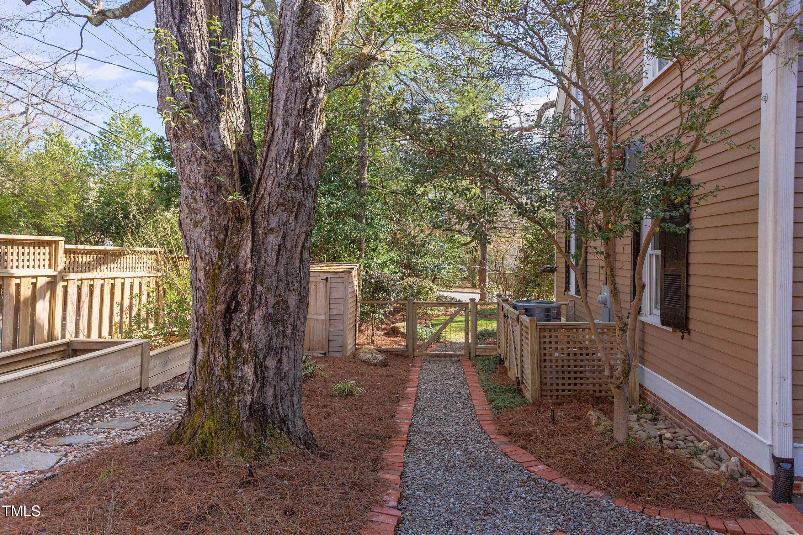 300 Mccauley Street