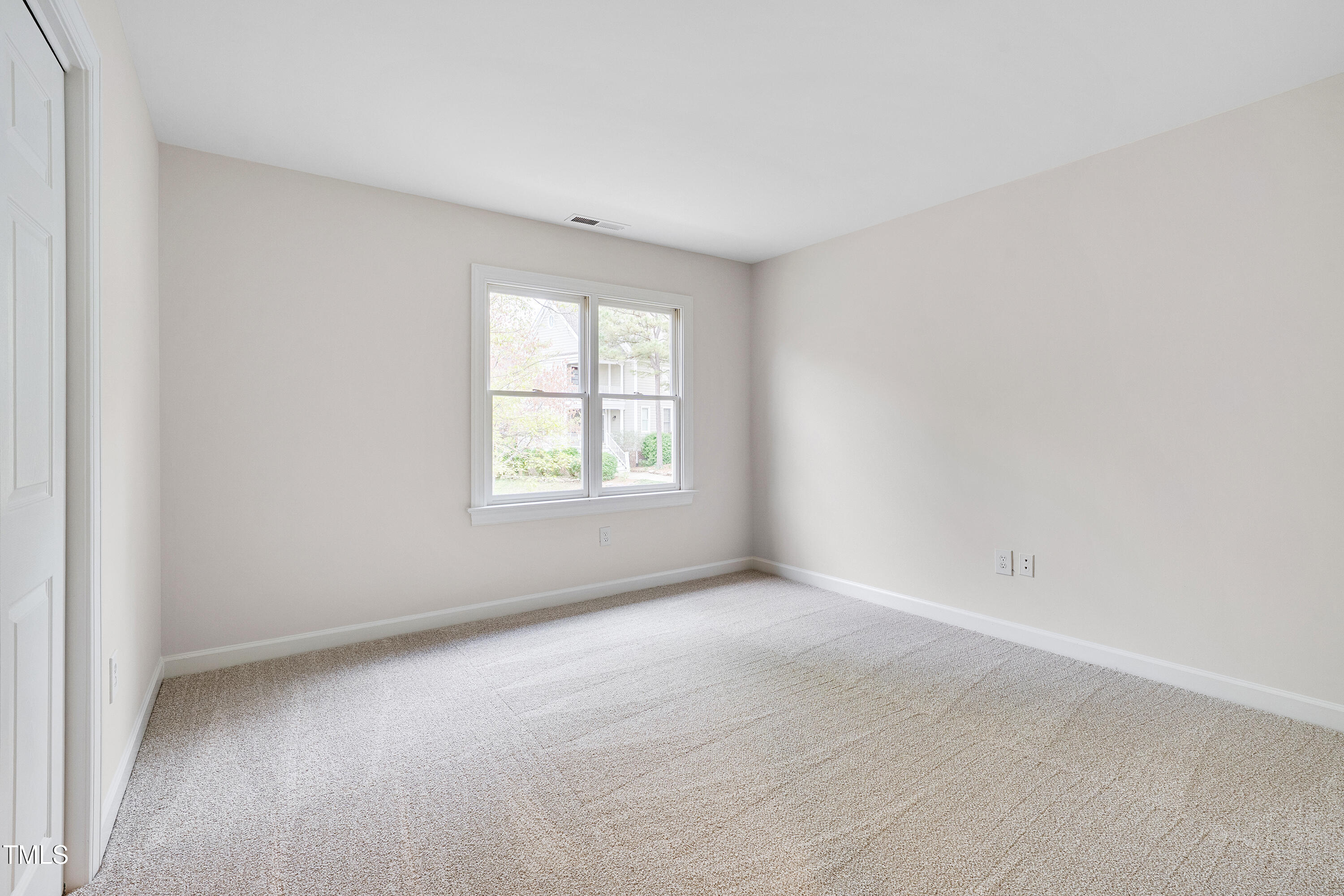507 Parkside Circle