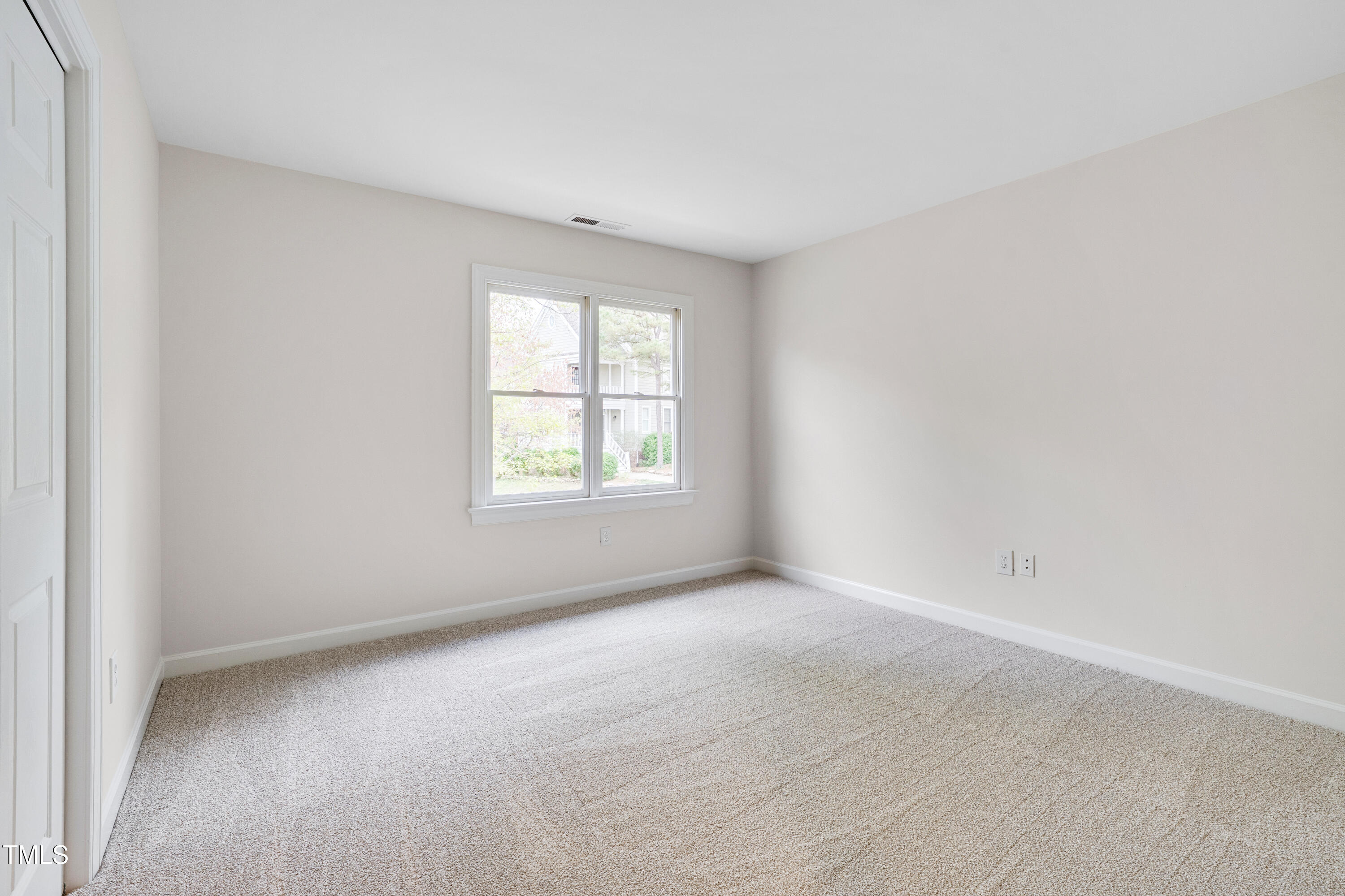 507 Parkside Circle