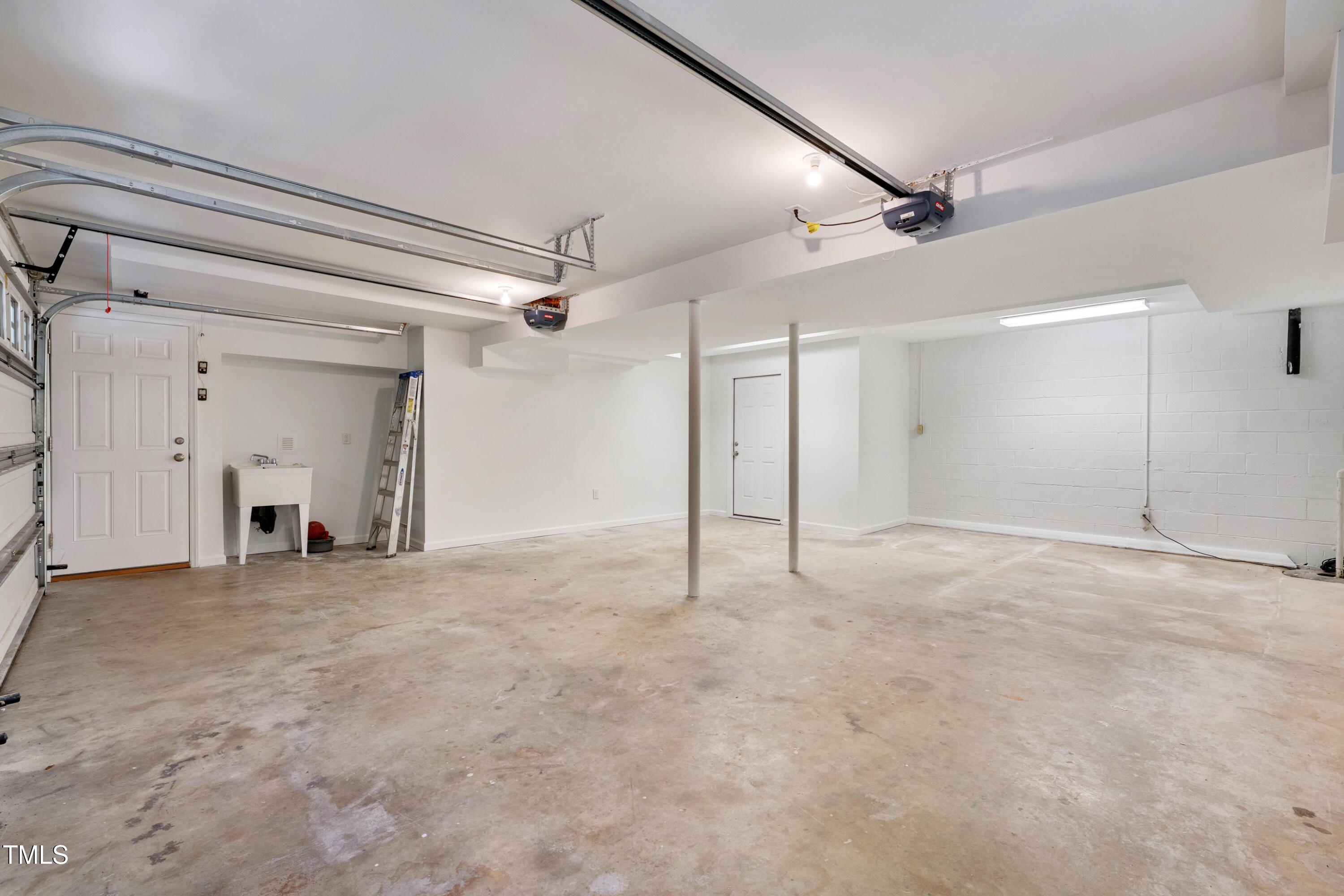 823 Churchill Drive