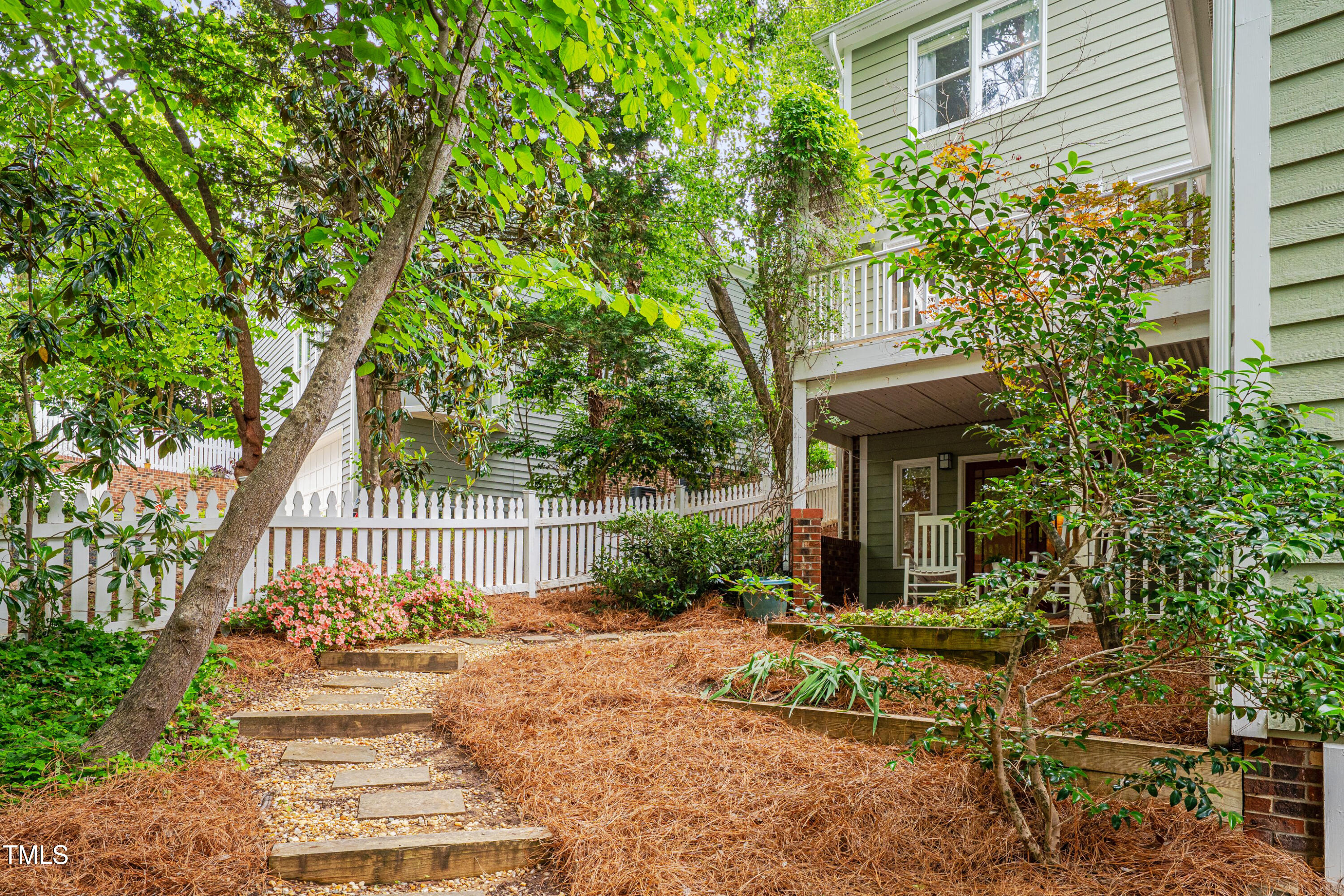 102 Newell Street