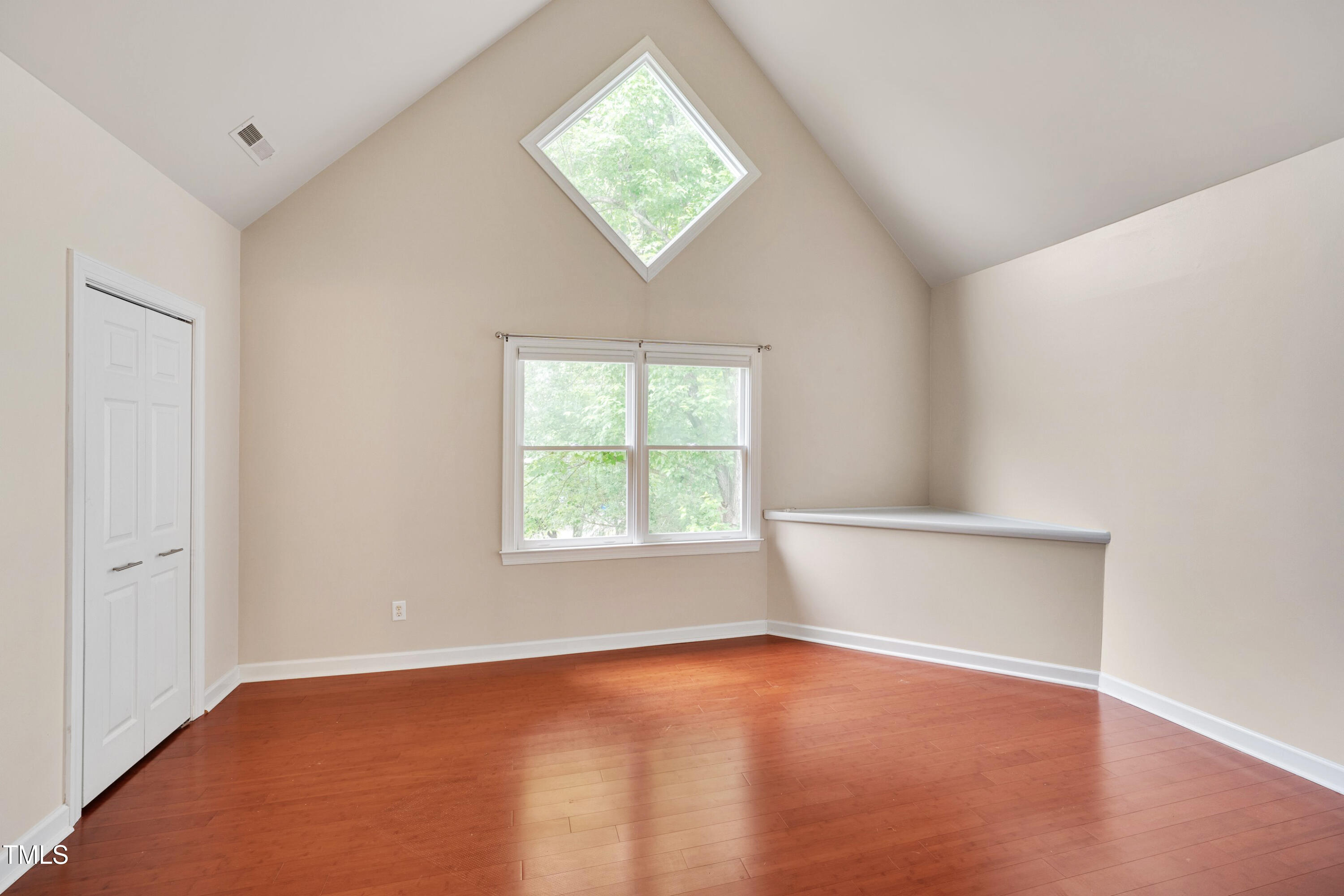 102 Newell Street