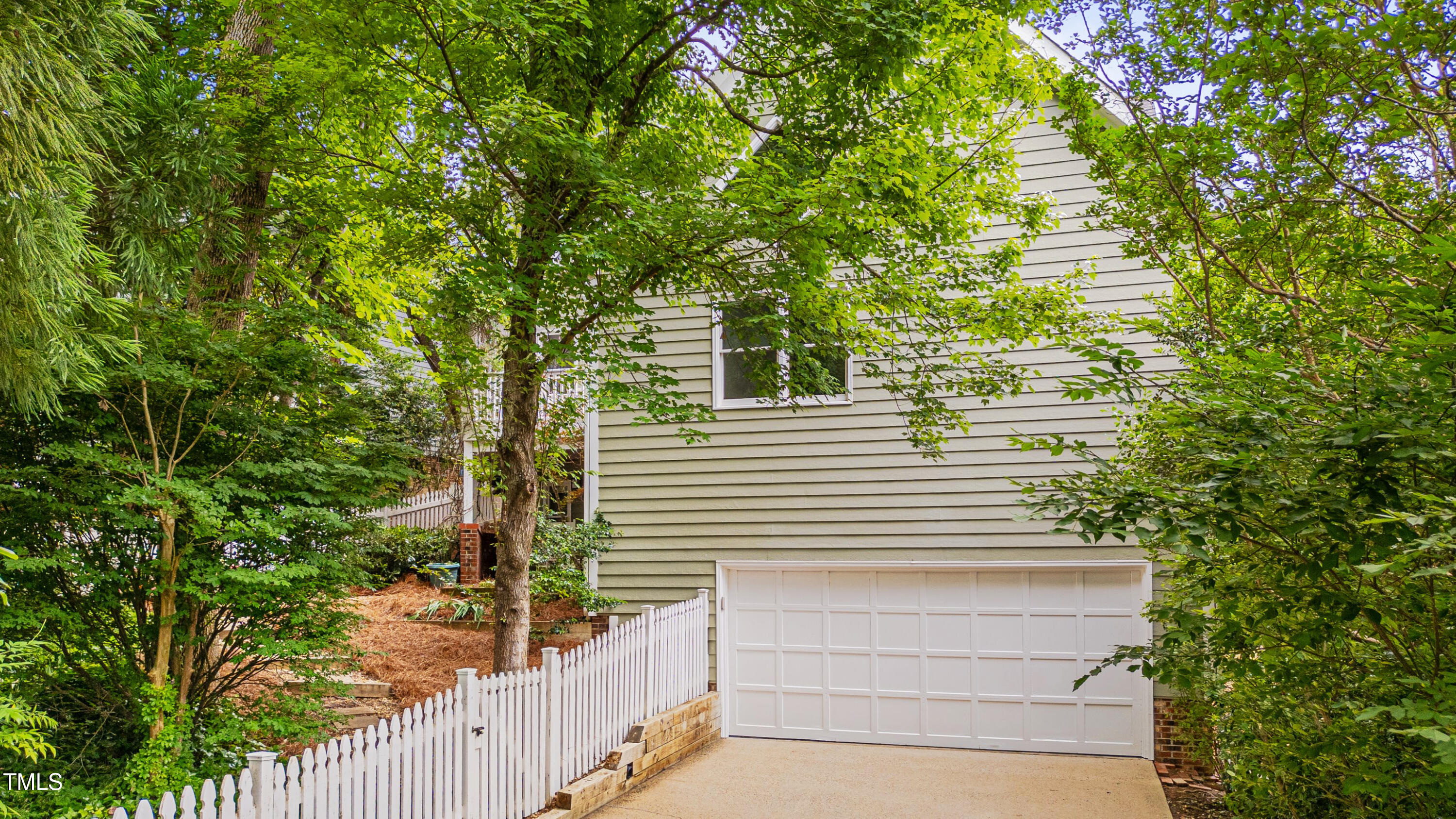 102 Newell Street