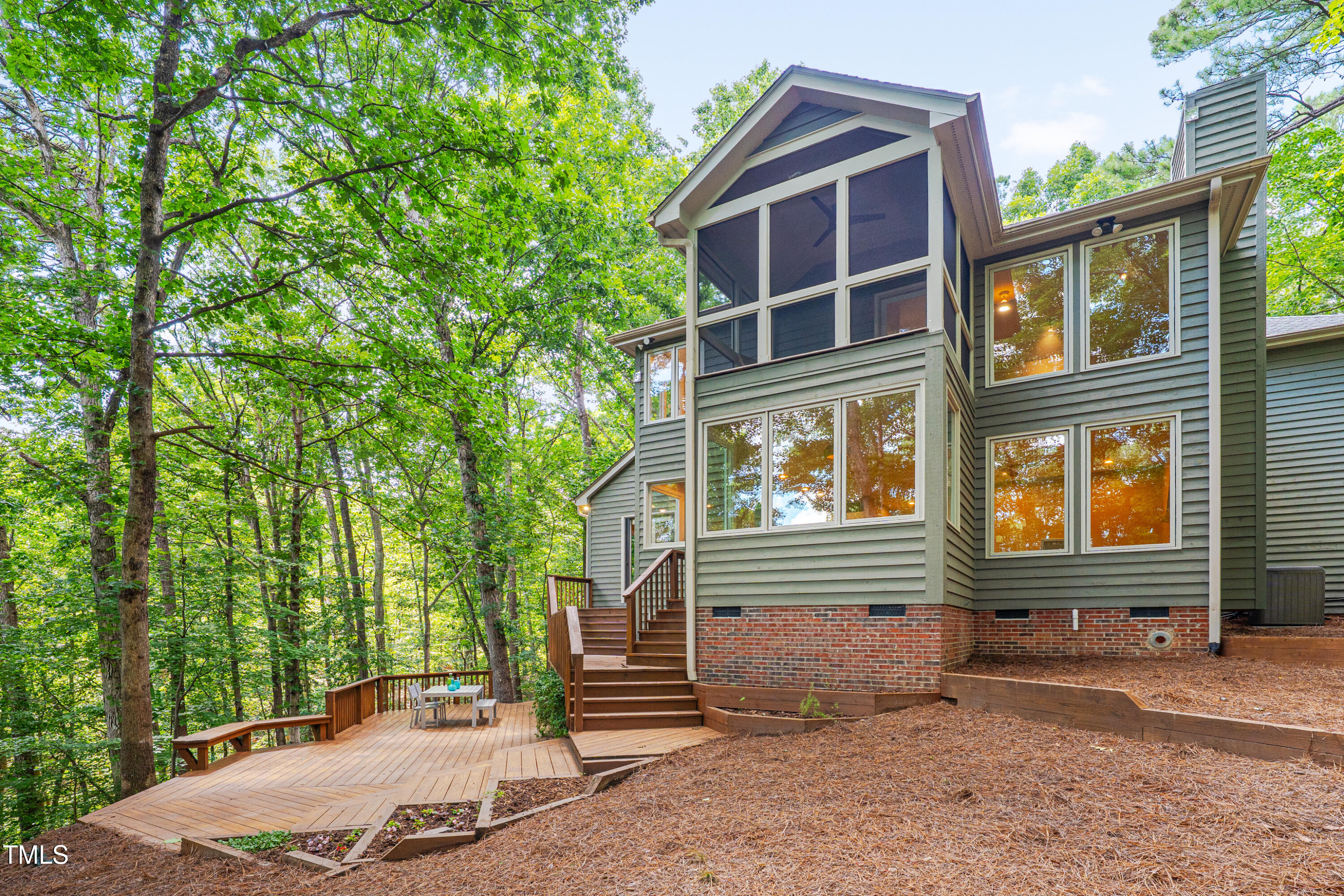 100 Collinson Drive