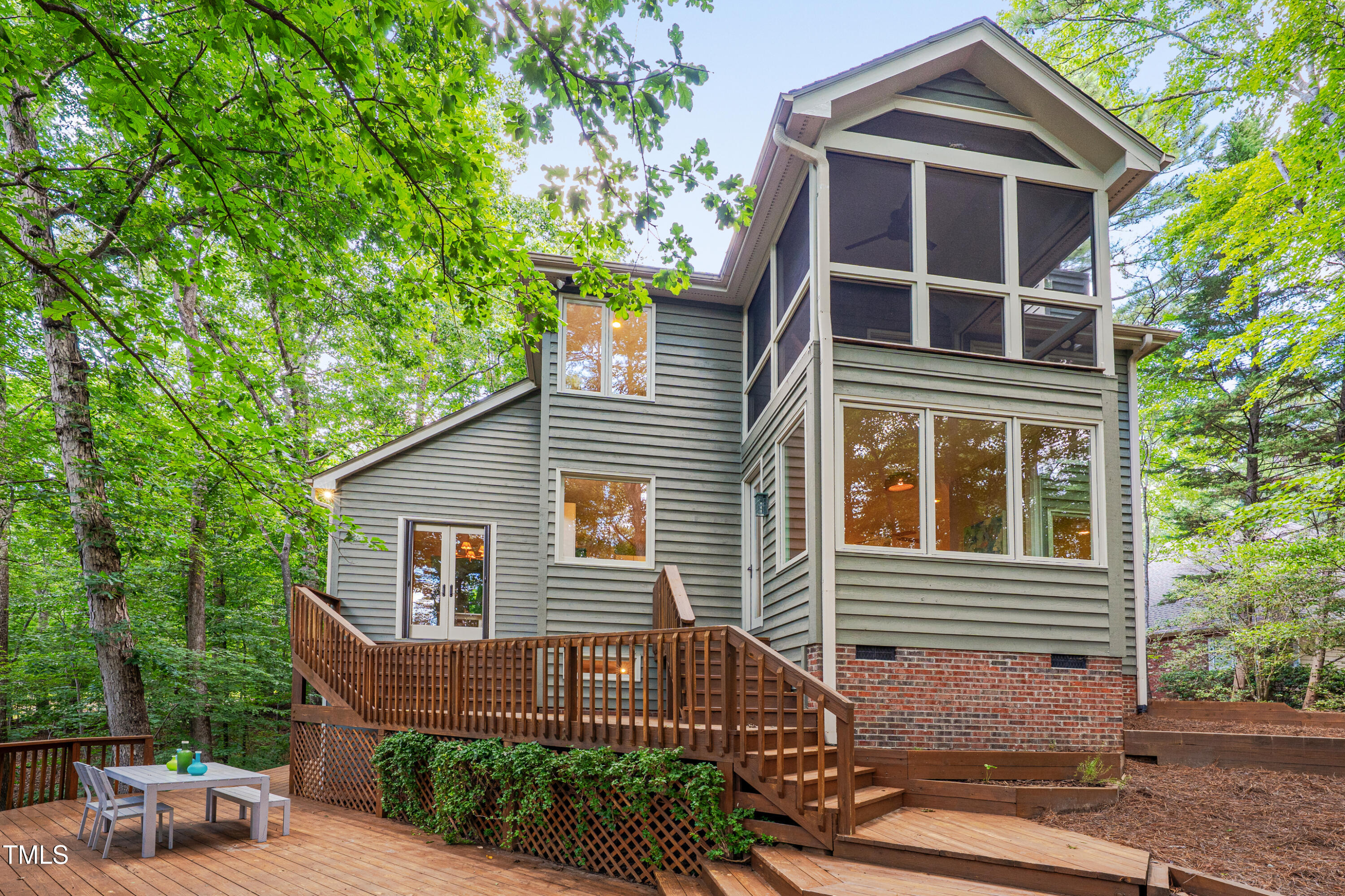 100 Collinson Drive