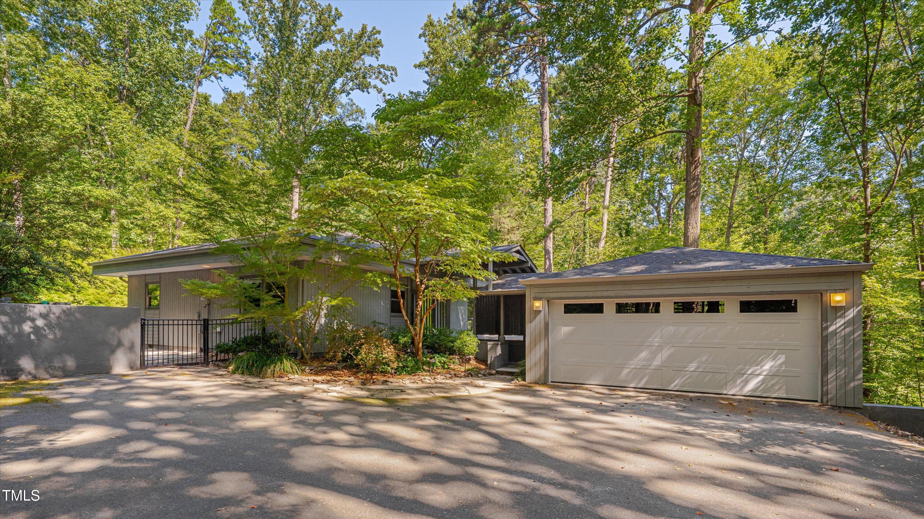 1512 Arboretum Drive