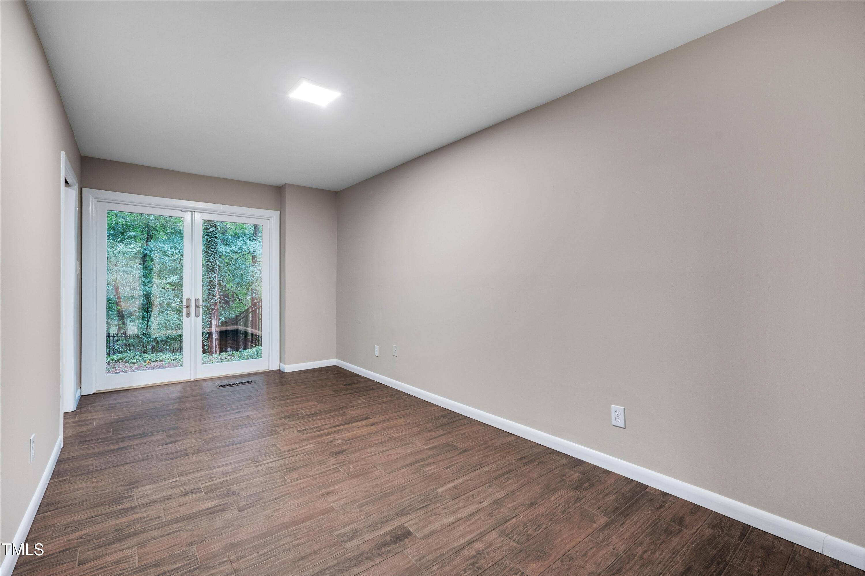 1512 Arboretum Drive