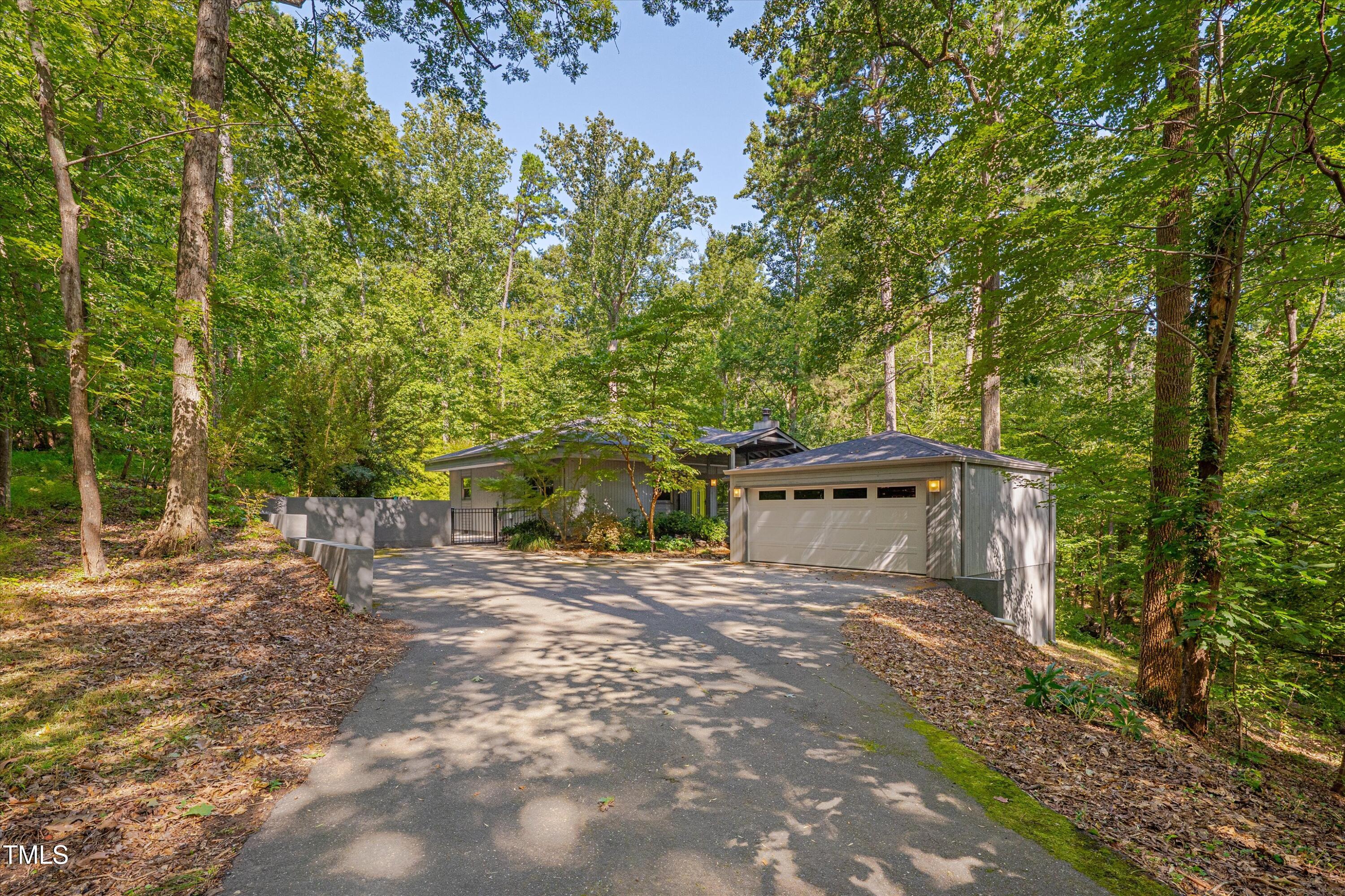 1512 Arboretum Drive