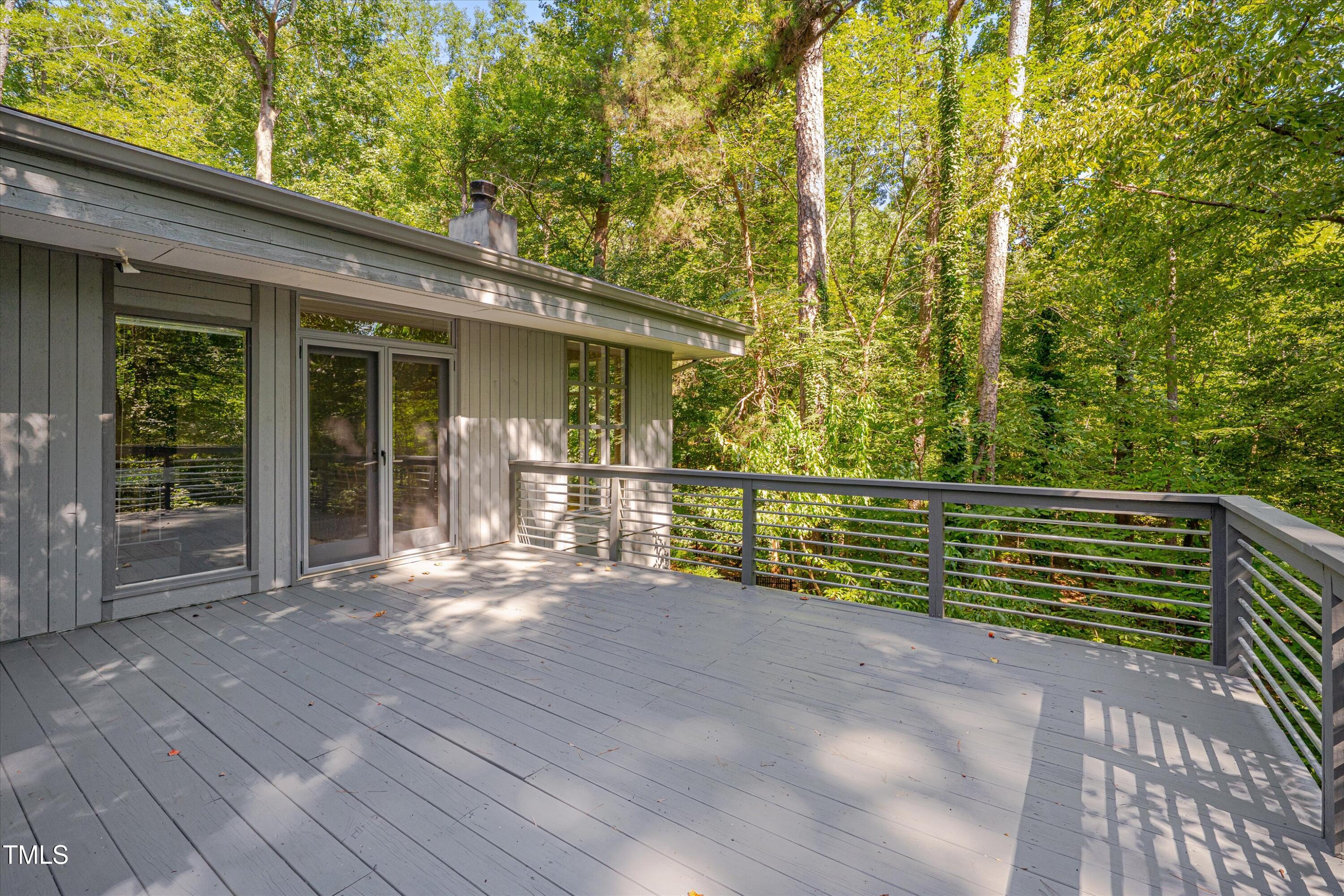 1512 Arboretum Drive