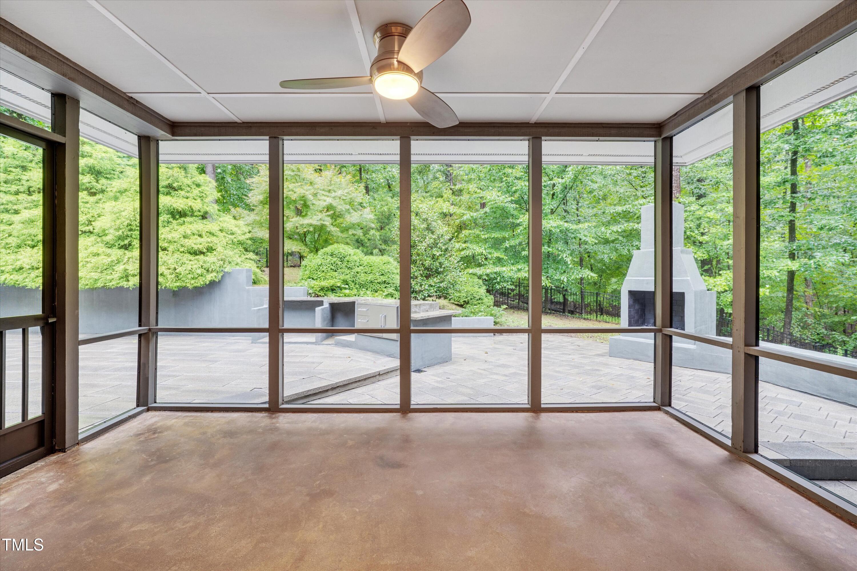 1512 Arboretum Drive