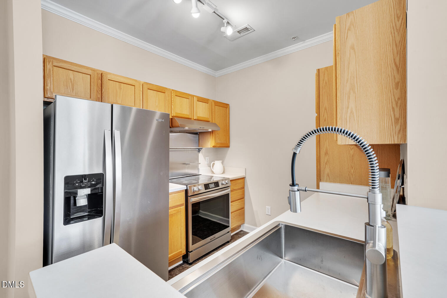 701-305 Copperline Drive