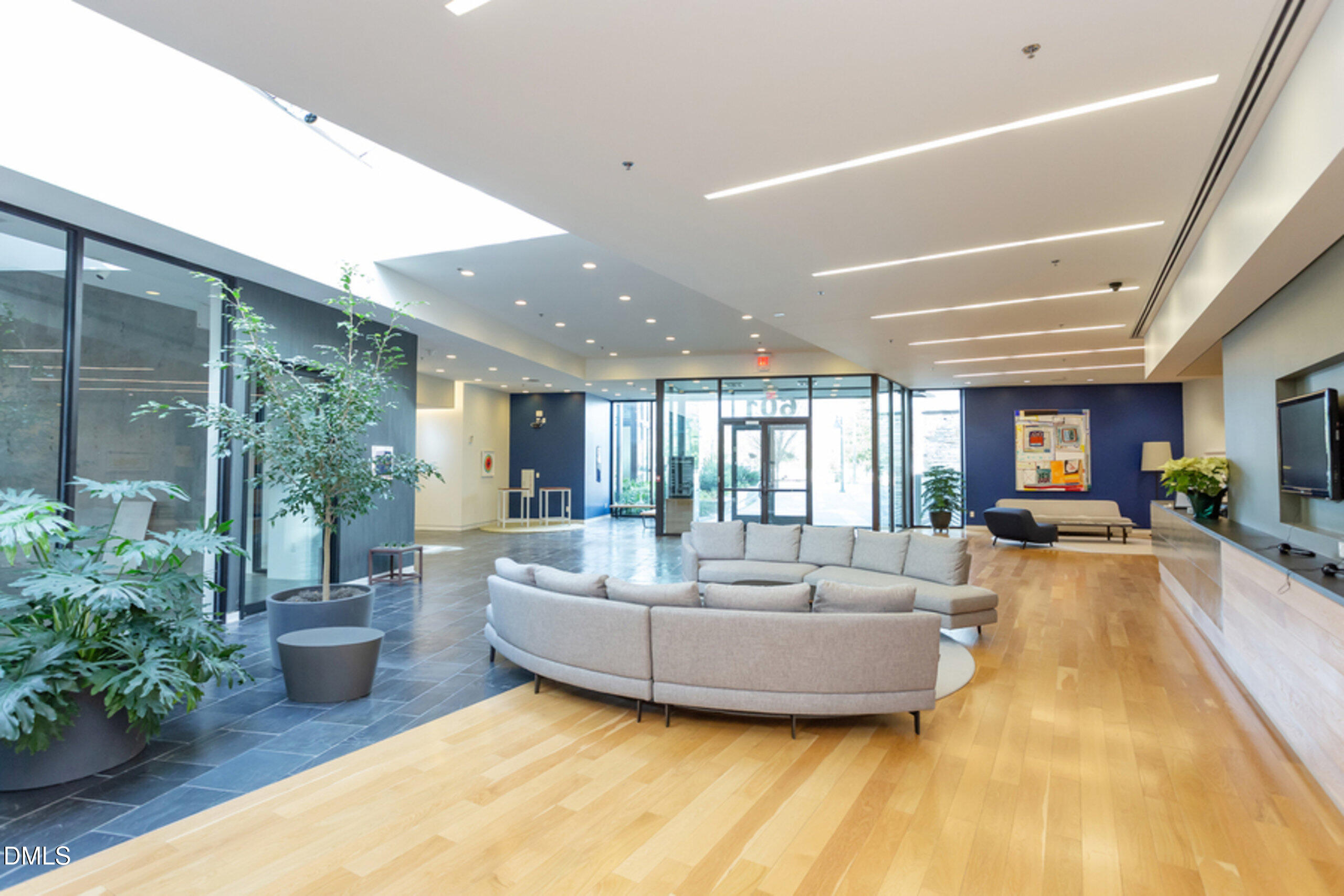 601 W Rosemary Street # 514